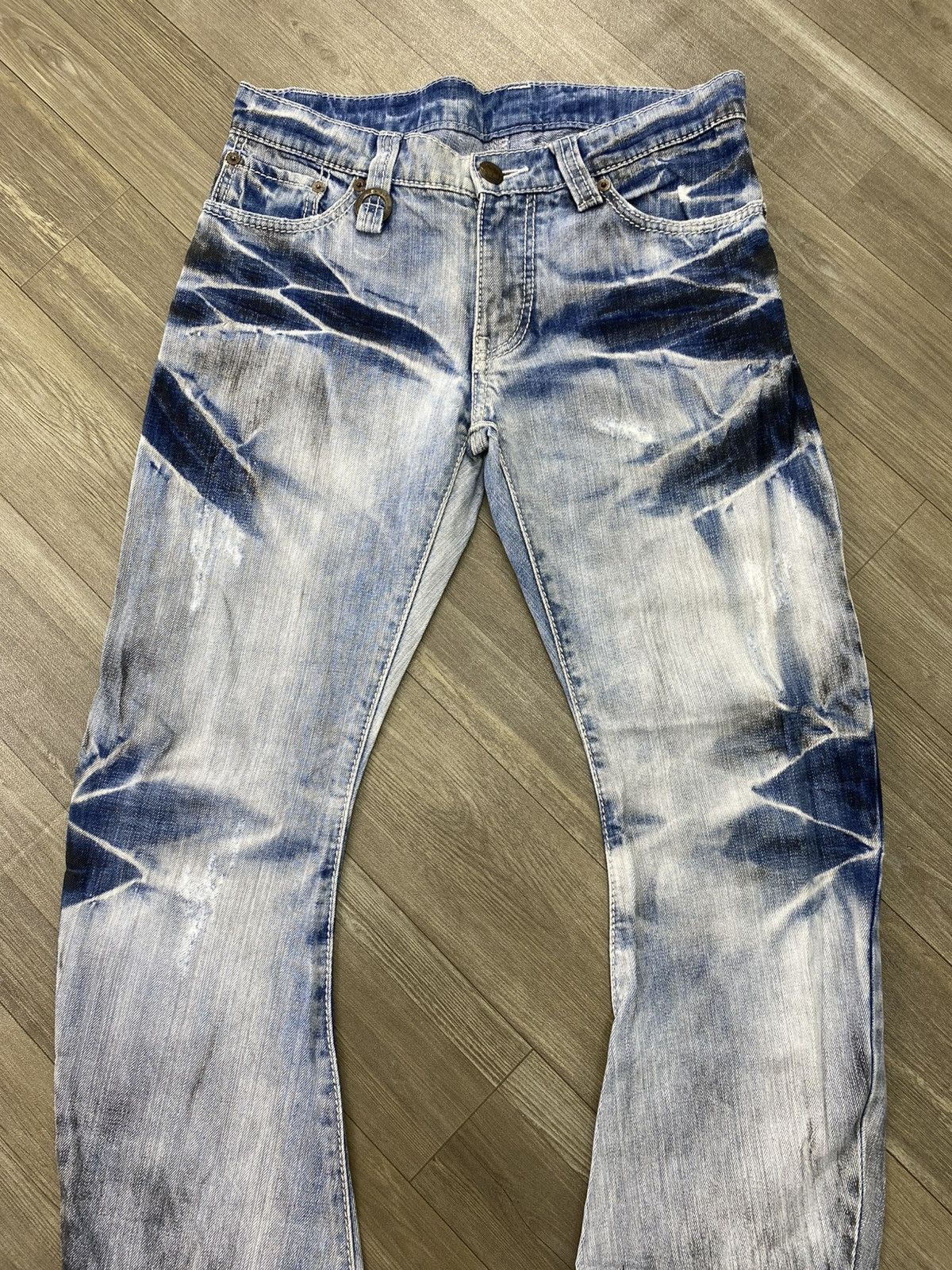 BUFFALO BOBS Buffalo Bobs Clawmark Curve Distressed Mudwash Flared Jeans Size US 32 / EU 48 - 3 Thumbnail