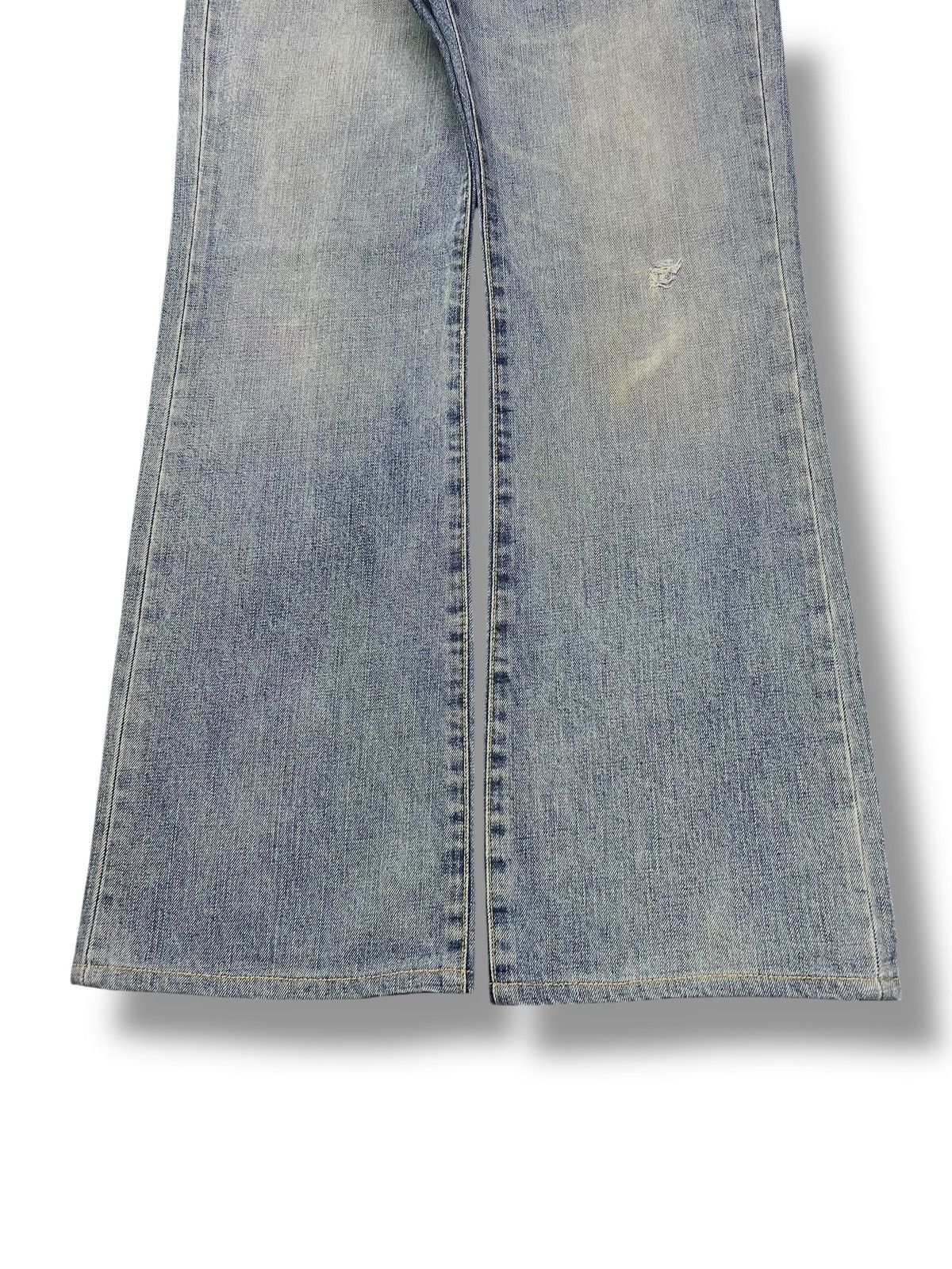 Uniqlo Bootcut Vintage Uniqlo B-002 Japan - Faded Wash Jeans Size US 32 / EU 48 - 6 Thumbnail