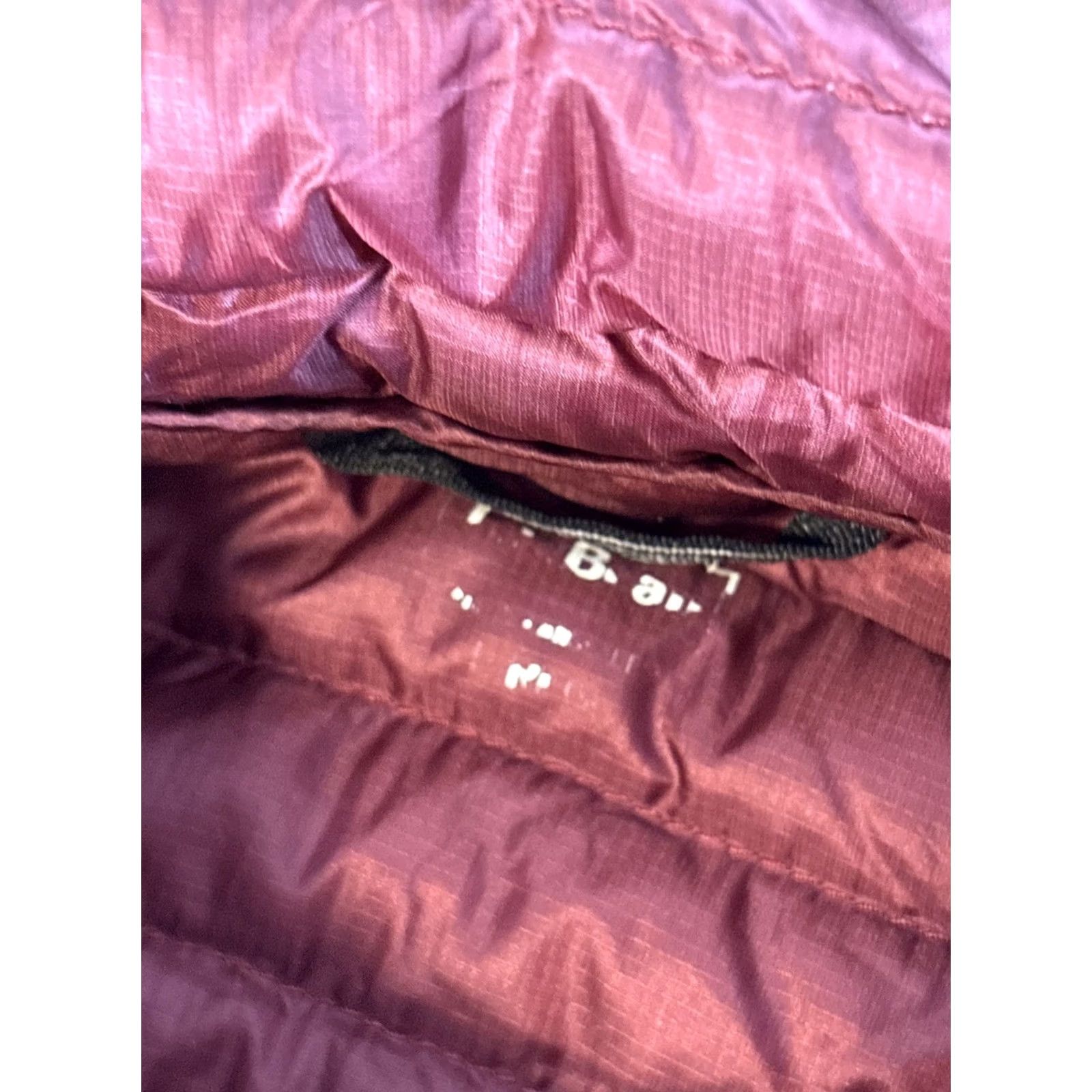 Vintage L.L. Bean Down Jacket Parka Hooded Women Large Red Plum Ultralight 850 Pertex Nylon Long Sleeve Zip Size L / US 10 / IT 46 - 5 Thumbnail