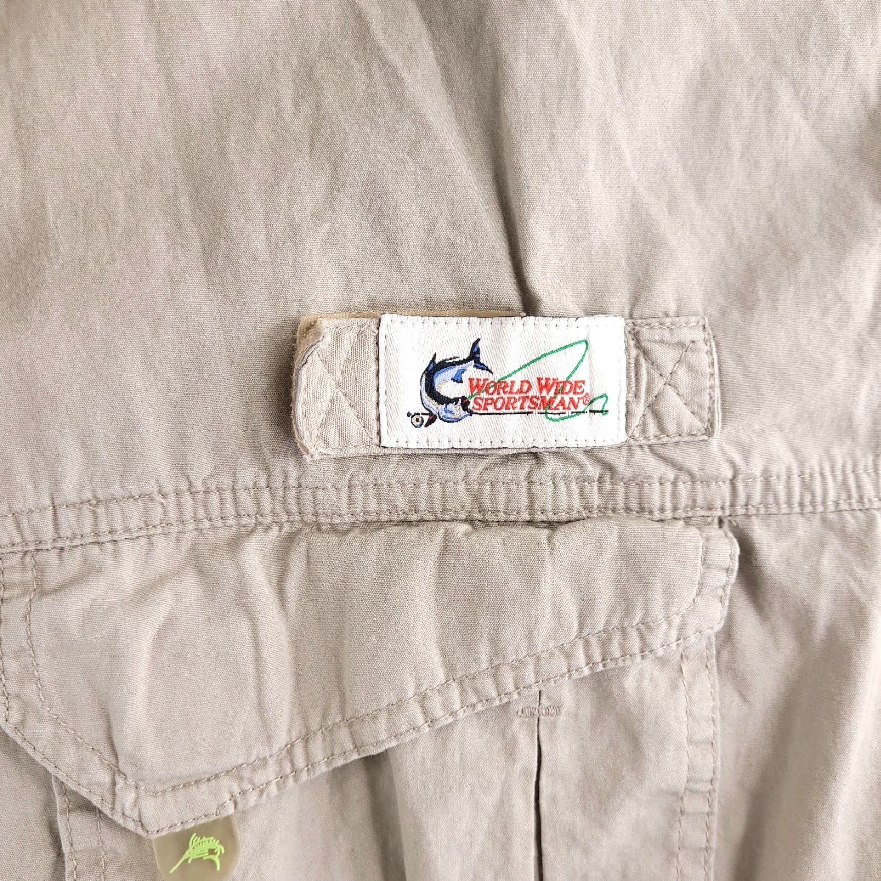 Vintage VINTAGE World Wide Sportsman Short Sleeve Button-Up Shirt Mens Brown Large Vented Fishing Shirt Size US L / EU 52-54 / 3 - 3 Thumbnail
