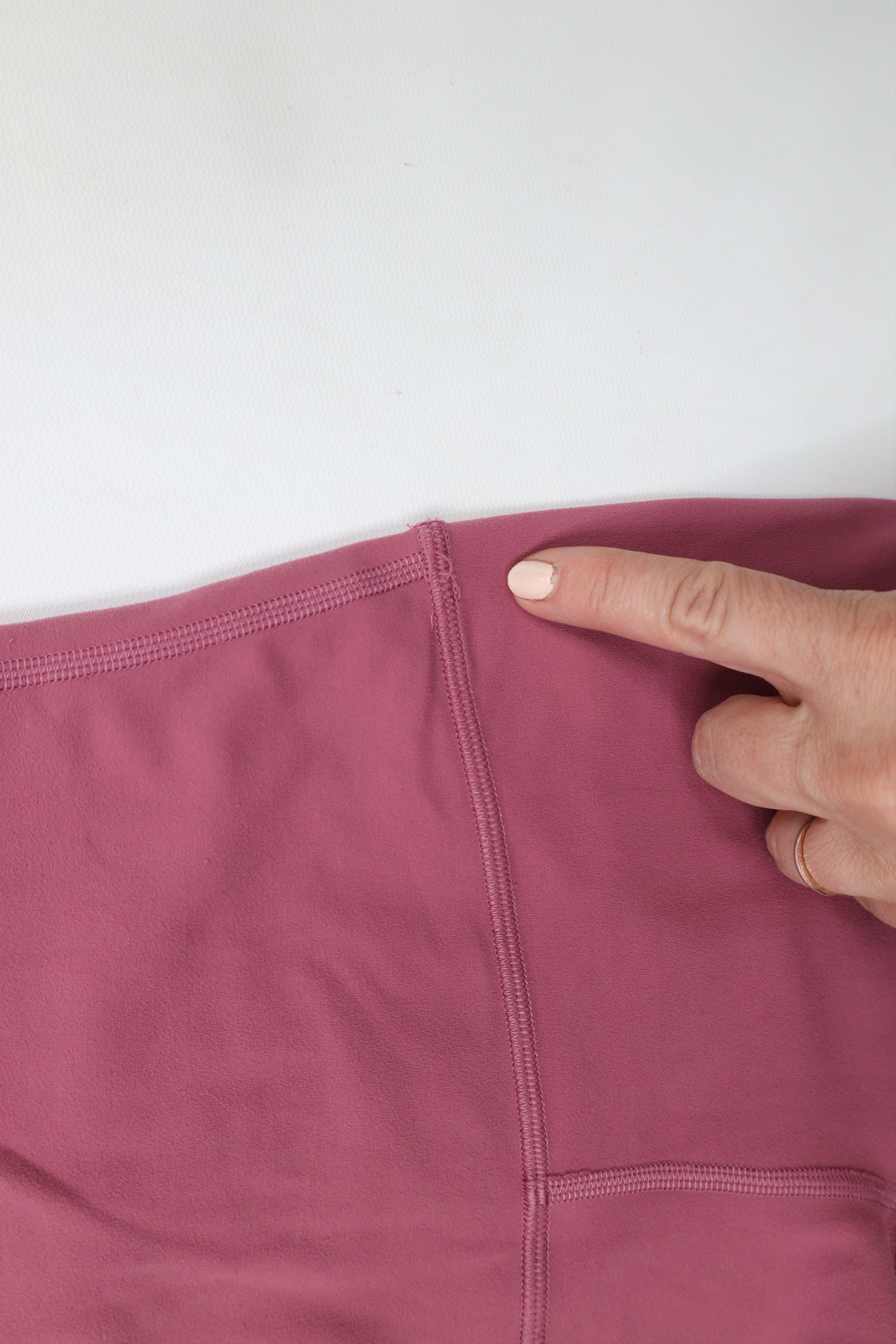 Lululemon × Vintage Lululemon Distressed 25" Align Leggings Yoga Gym Pants Pink Size 26" / US 2 / IT 38 - 7 Thumbnail