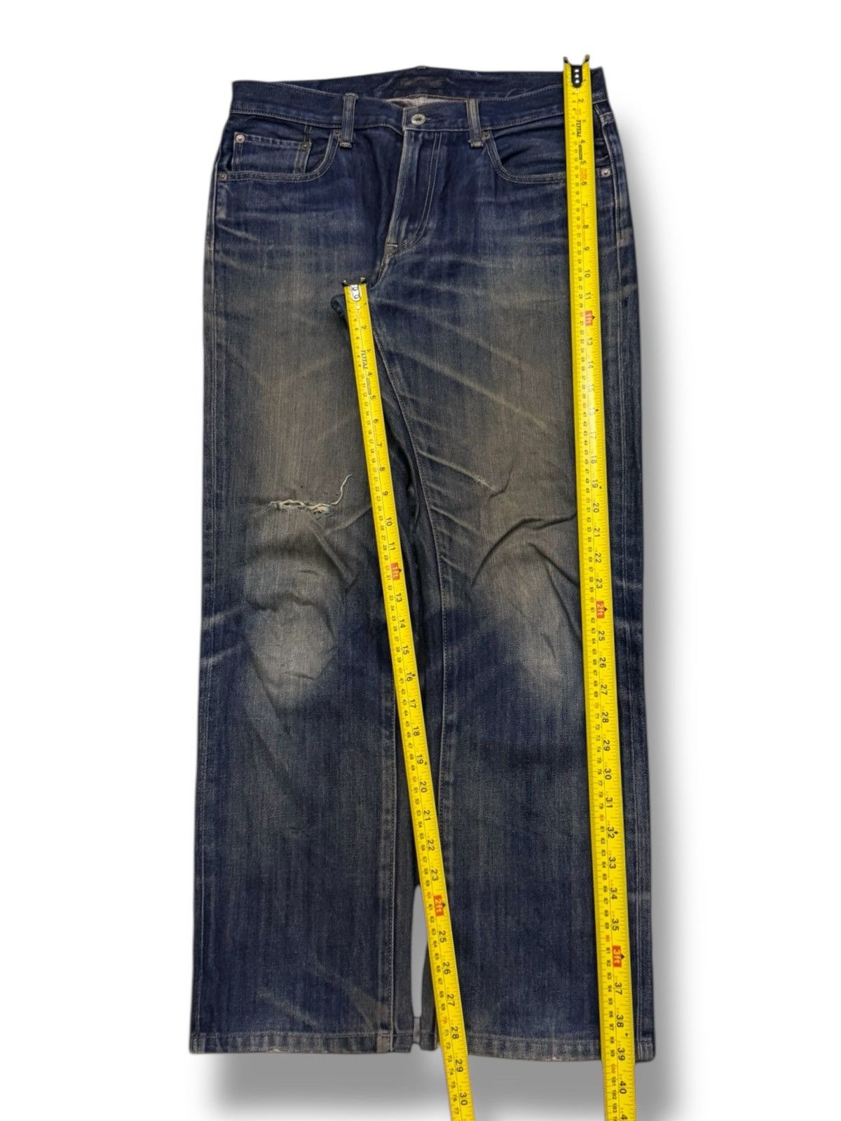 Uniqlo Vintage Uniqlo Jeans Japan | Vintage Faded Mud Wash | W33 Size US 33 - 12 Thumbnail