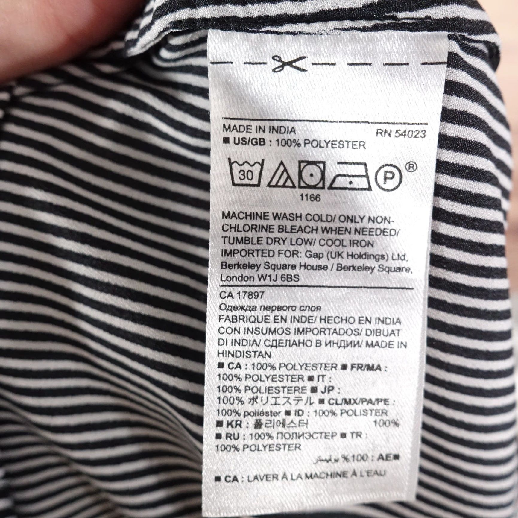 Banana Republic Banana Republic Shirt Womens XS Black White Striped Dillon Button Up -V1 Size XS / US 0-2 / IT 36-38 - 7 Thumbnail