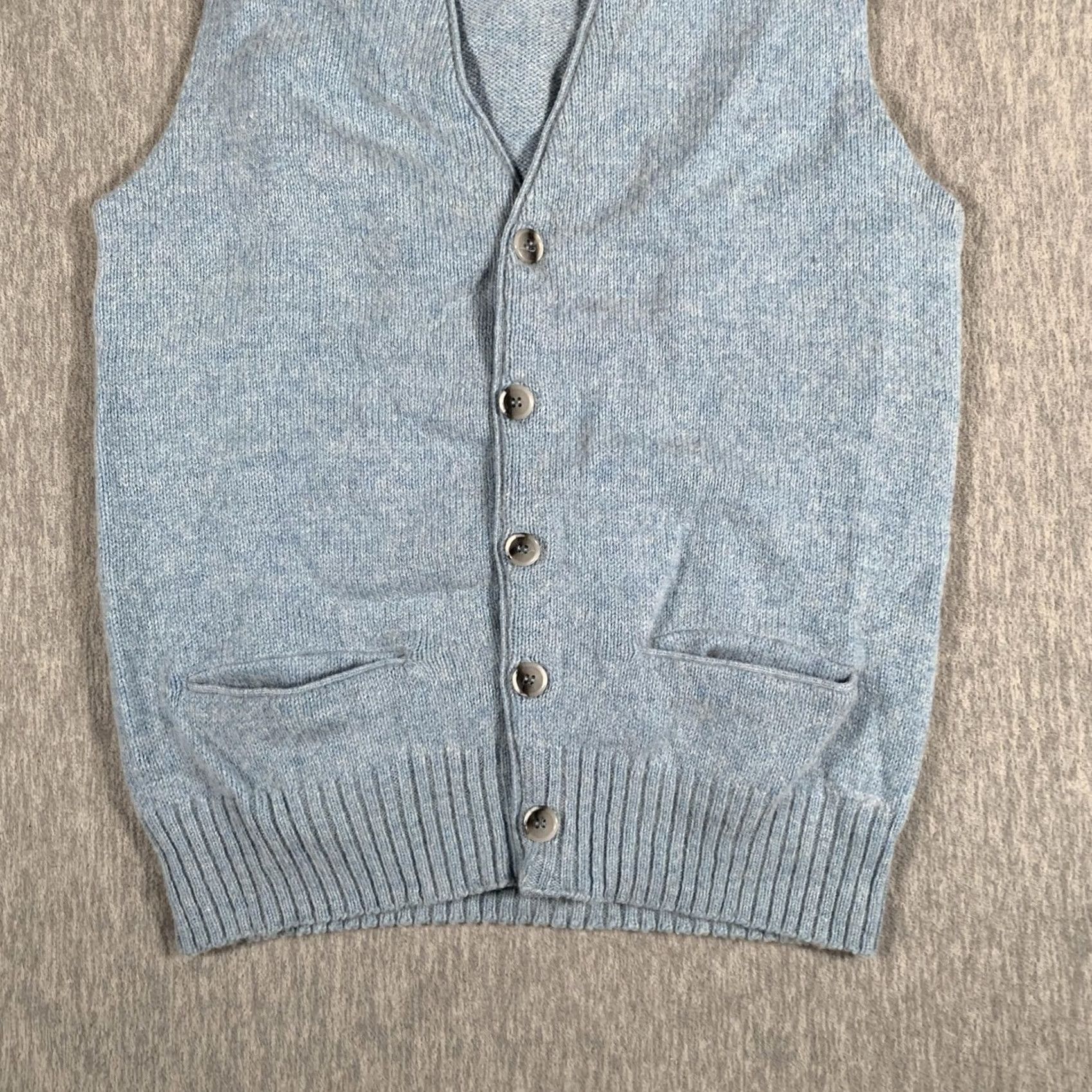 Vintage VINTAGE Robert Bruce Sweater Vest Mens Large Light Blue Knit Button Front Made USA Size US L / EU 52-54 / 3 - 3 Thumbnail