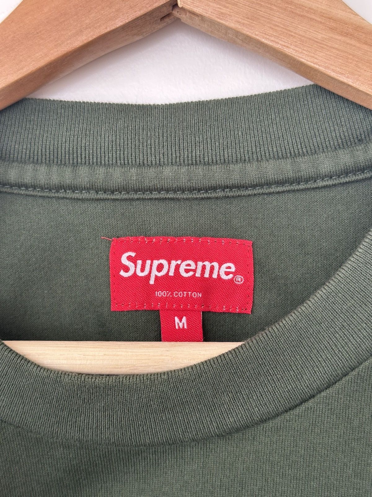 Supreme Supreme Signature Label S/S Top Size US M / EU 48-50 / 2 - 4 Thumbnail