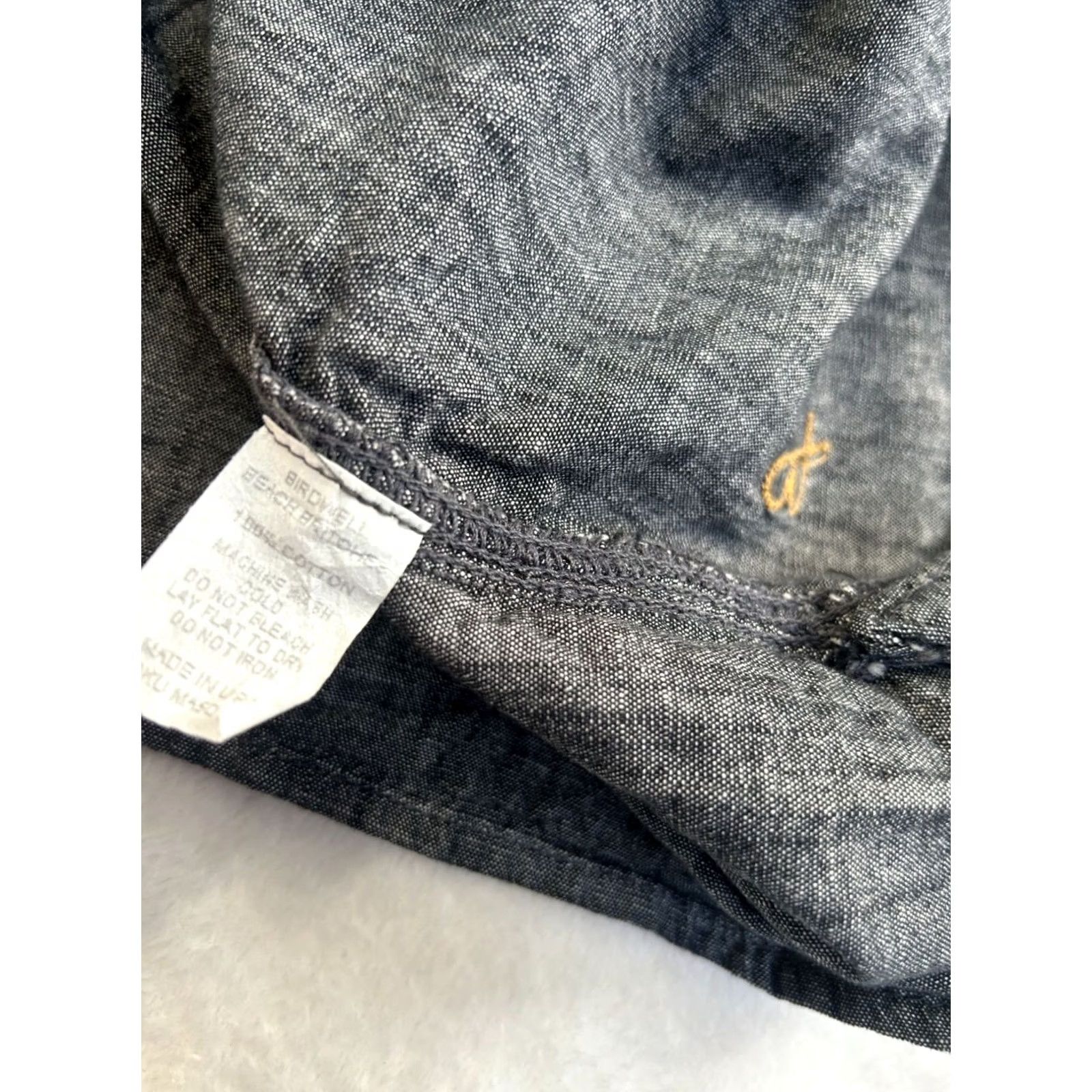 Vintage Birdwell Mens Chambray Button-Up Shirt XXL Gray Long Sleeve Casual Lightweight Shirt Mens XXXL Gray Chambray Button-Up, Pockets Size US XXL / EU 58 / 5 - 5 Thumbnail