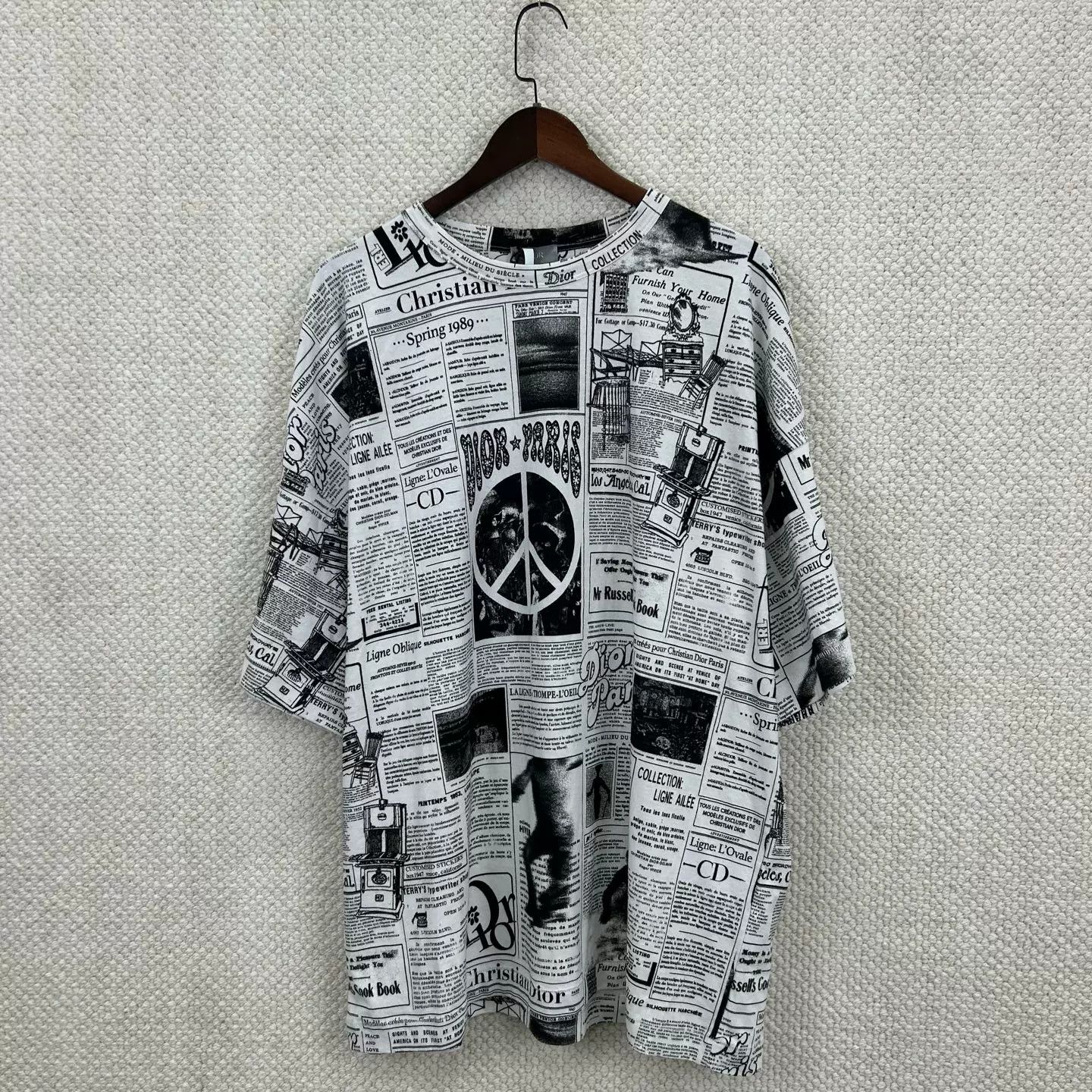 Dior dior newspaper print short sleeve t-shirt Size US XL / EU 56 / 4 - 1 Thumbnail
