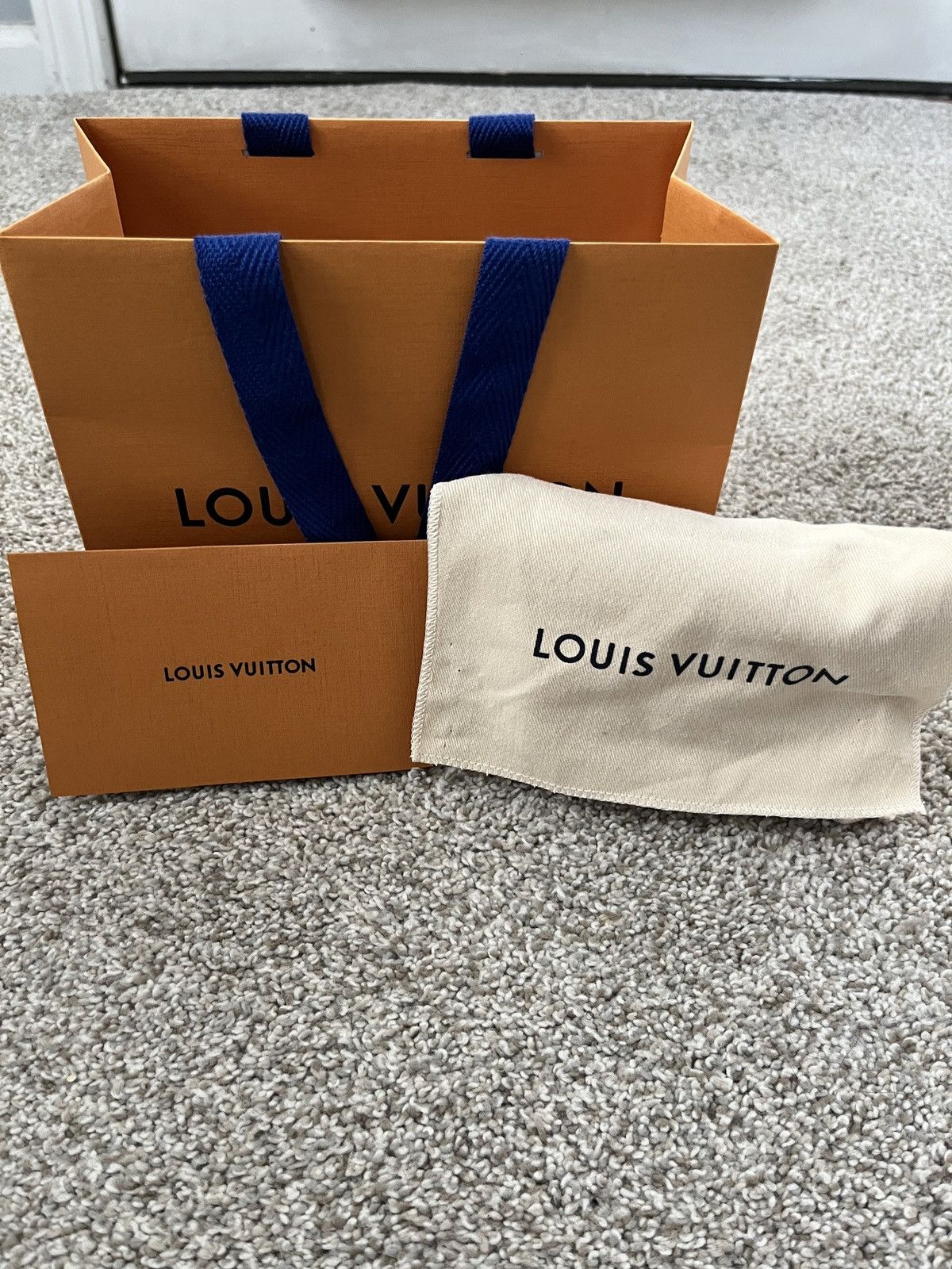 Louis Vuitton Louis Vuitton Vintage Koala Wallet 2004 Size ONE SIZE - 2 Thumbnail