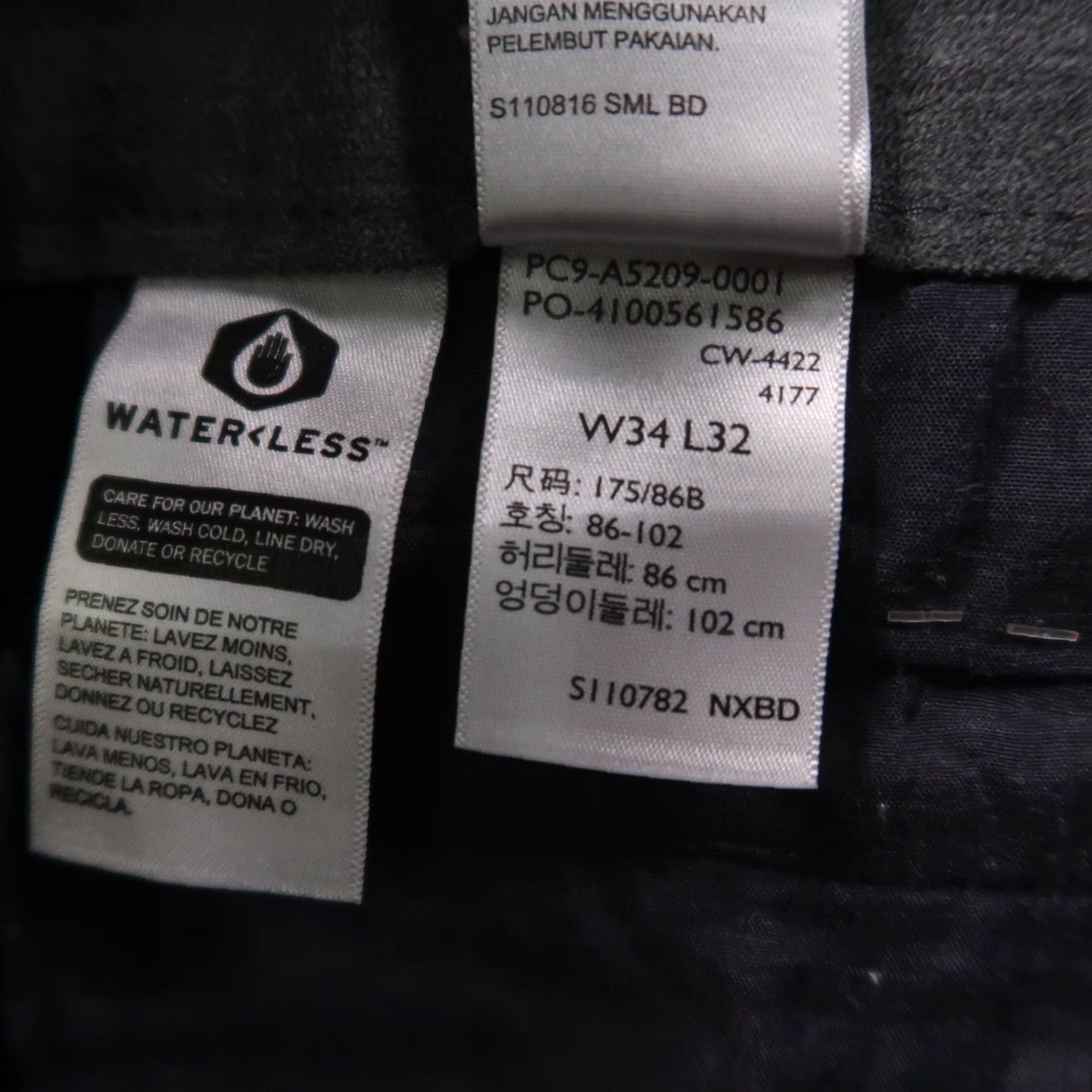 Dockers VINTAGE Dockers Slim Fit chino Pants Men's 34x32 Flat Front Pants Black Cotton Blend 5-Pocket Design Slim Straight Mid Rise Dockers Mens Pants 34x32 Size US 34 / EU 50 - 7 Thumbnail
