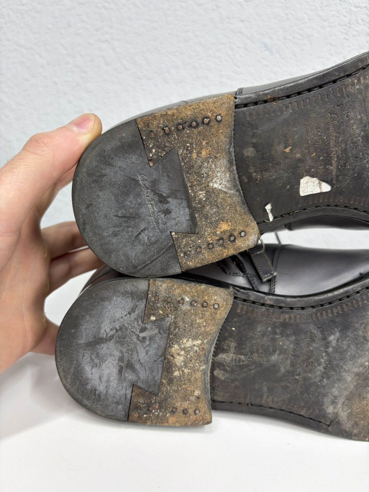 Salvatore Ferragamo Salvatore Feragamo Classic Distressed Leather Black Boots Size US 9.5 / EU 42-43 - 18 Thumbnail