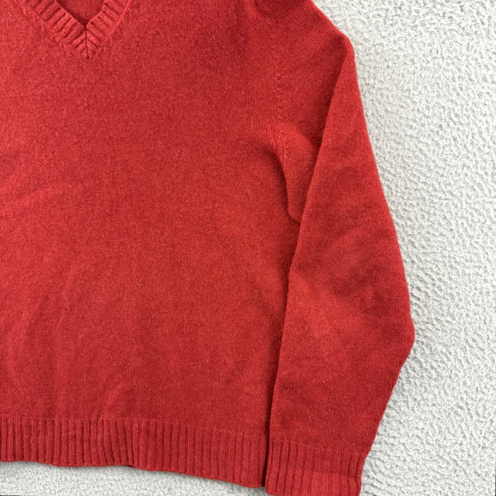 Lands' End VINTAGE Lands End Sweater Mens Large Orange Lambswool Knit V Neck Classic Preppy Size US L / EU 52-54 / 3 - 5 Thumbnail