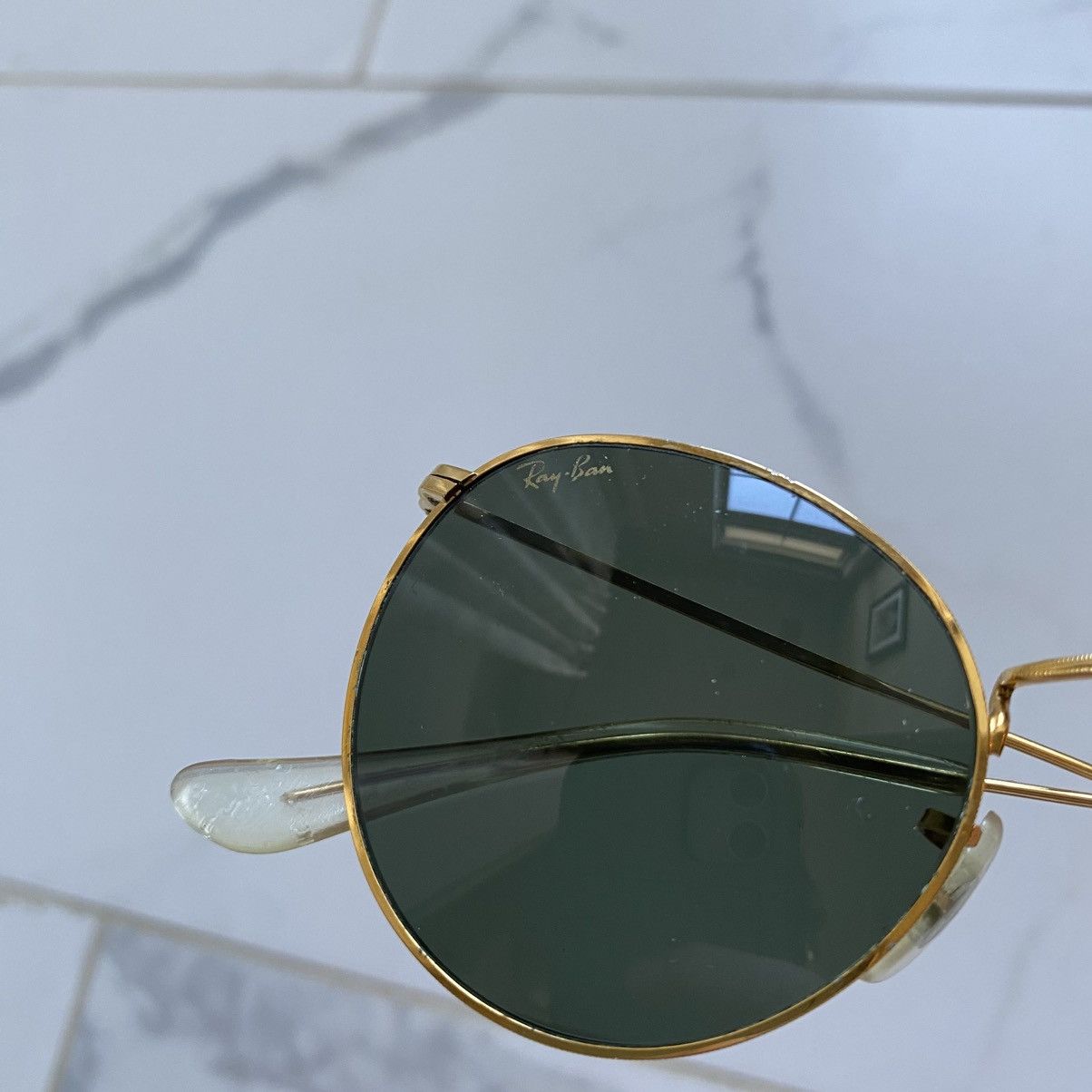 RayBan Vintage 1970s 70s Ray-Ban Round Gold Classic Sunglasses B&L Size ONE SIZE - 4 Thumbnail