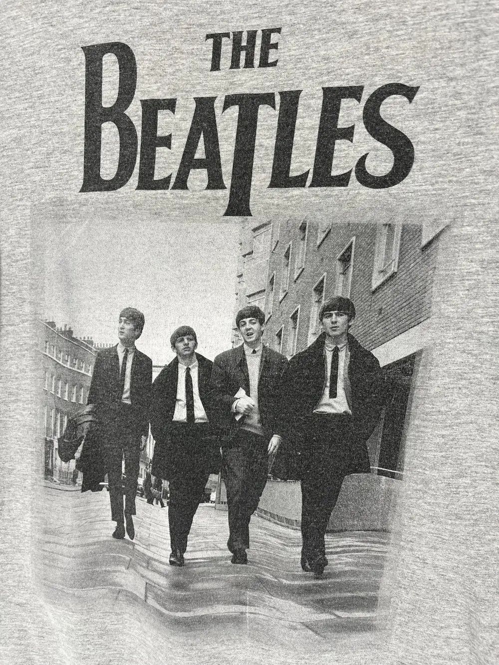 Band Tees Vintage Y2K The Beatles Submarine Thrashed Rock Streetwear Size US M / EU 48-50 / 2 - 7 Thumbnail
