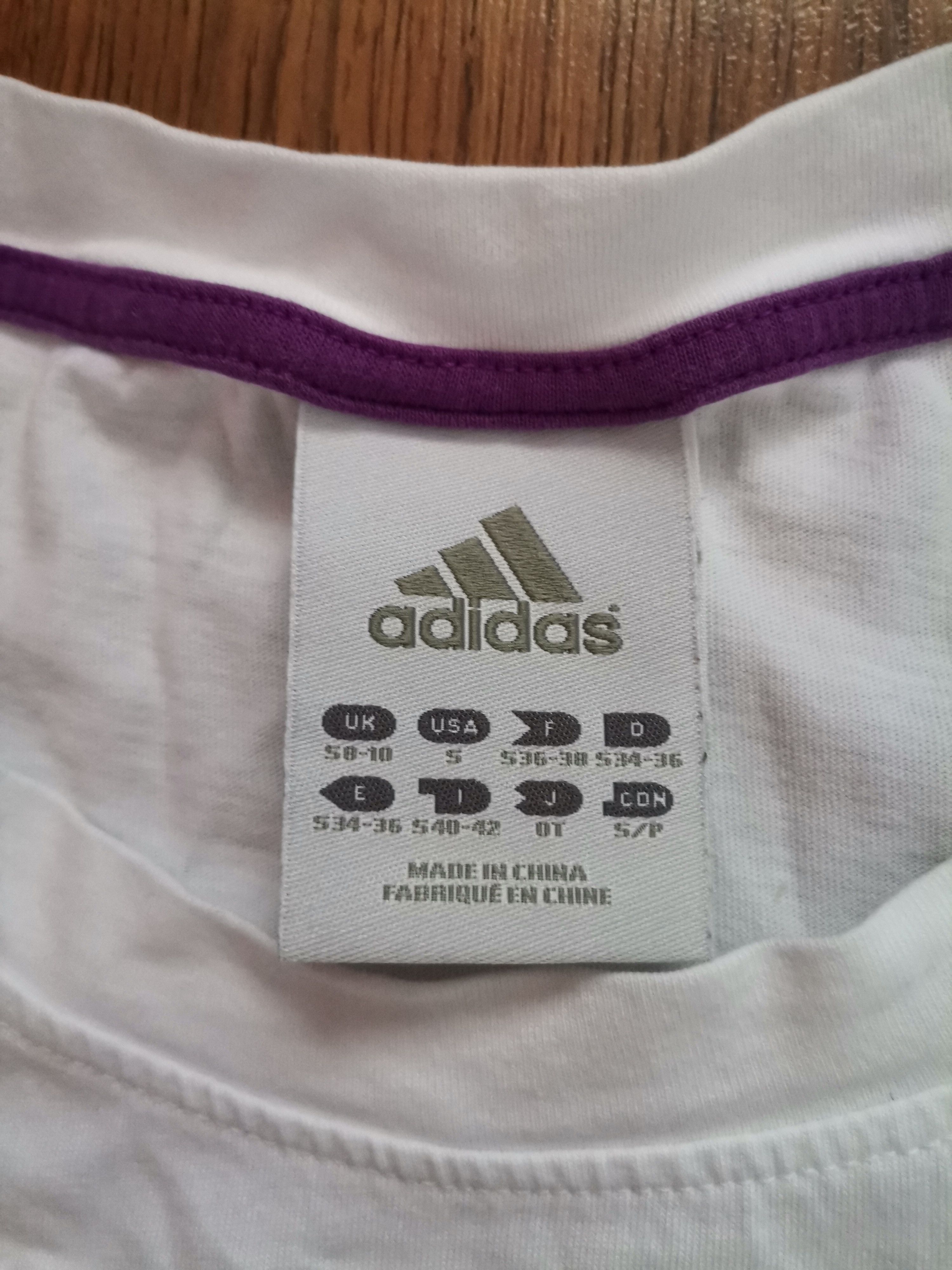 Adidas Vintage Adidas Women's Tee Size S / US 4 / IT 40 - 2 Thumbnail
