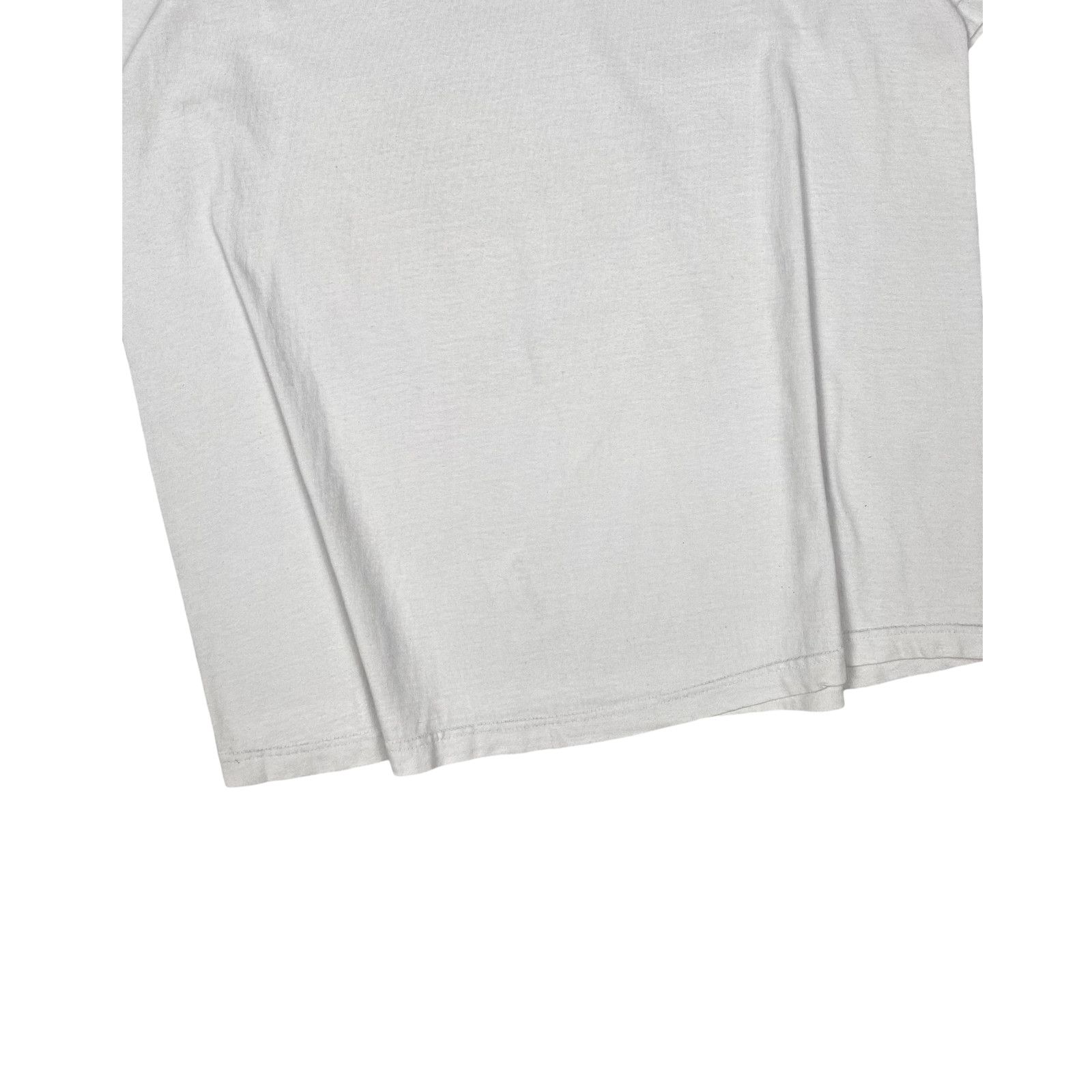Supreme 2002 Supreme KAWS White Box Logo Tee Size US M / EU 48-50 / 2 - 4 Thumbnail