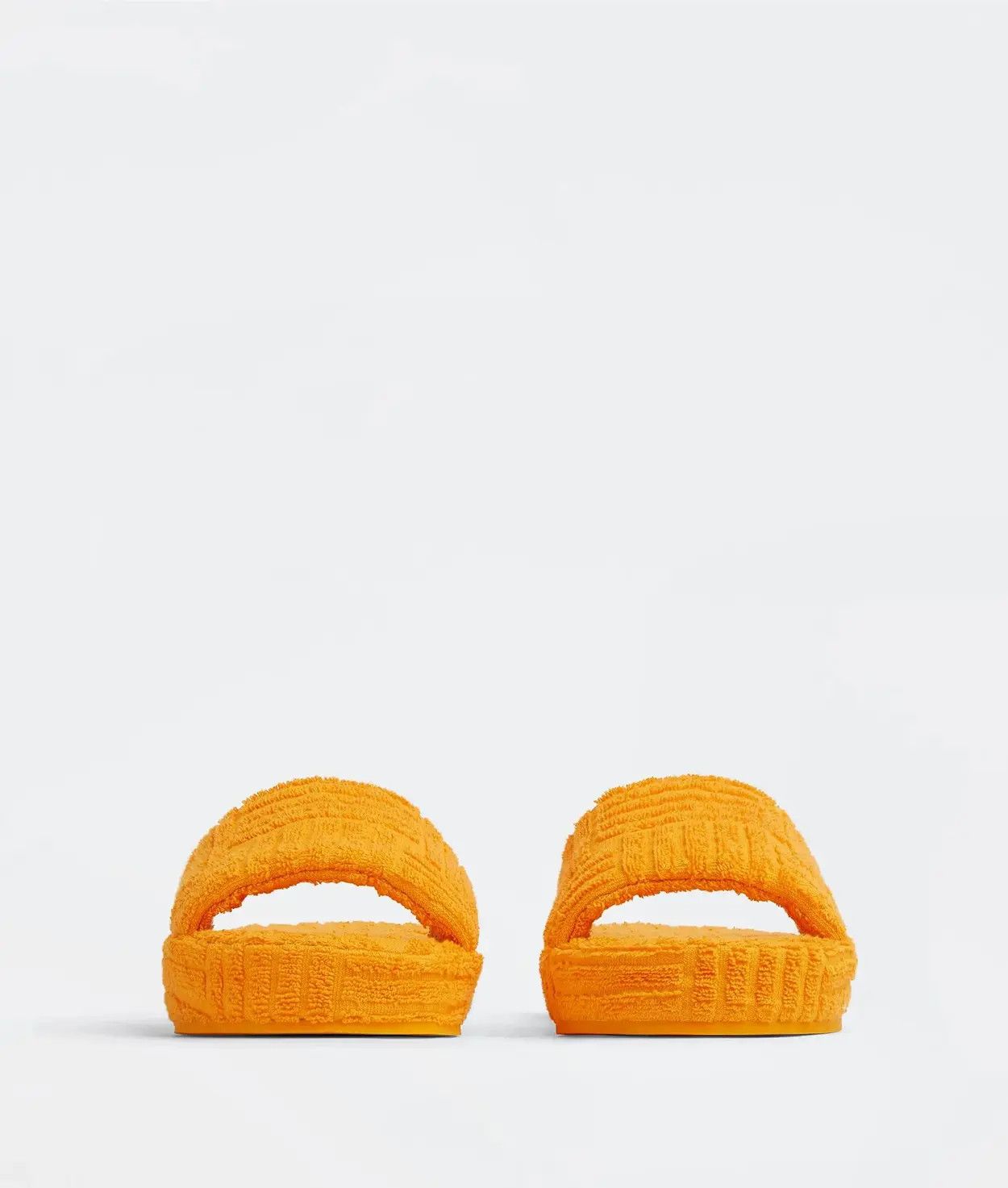 Bottega Veneta o1loc1c0326 660245 Resort Sponge in Tangerine Size US 10 / EU 43 - 2 Thumbnail