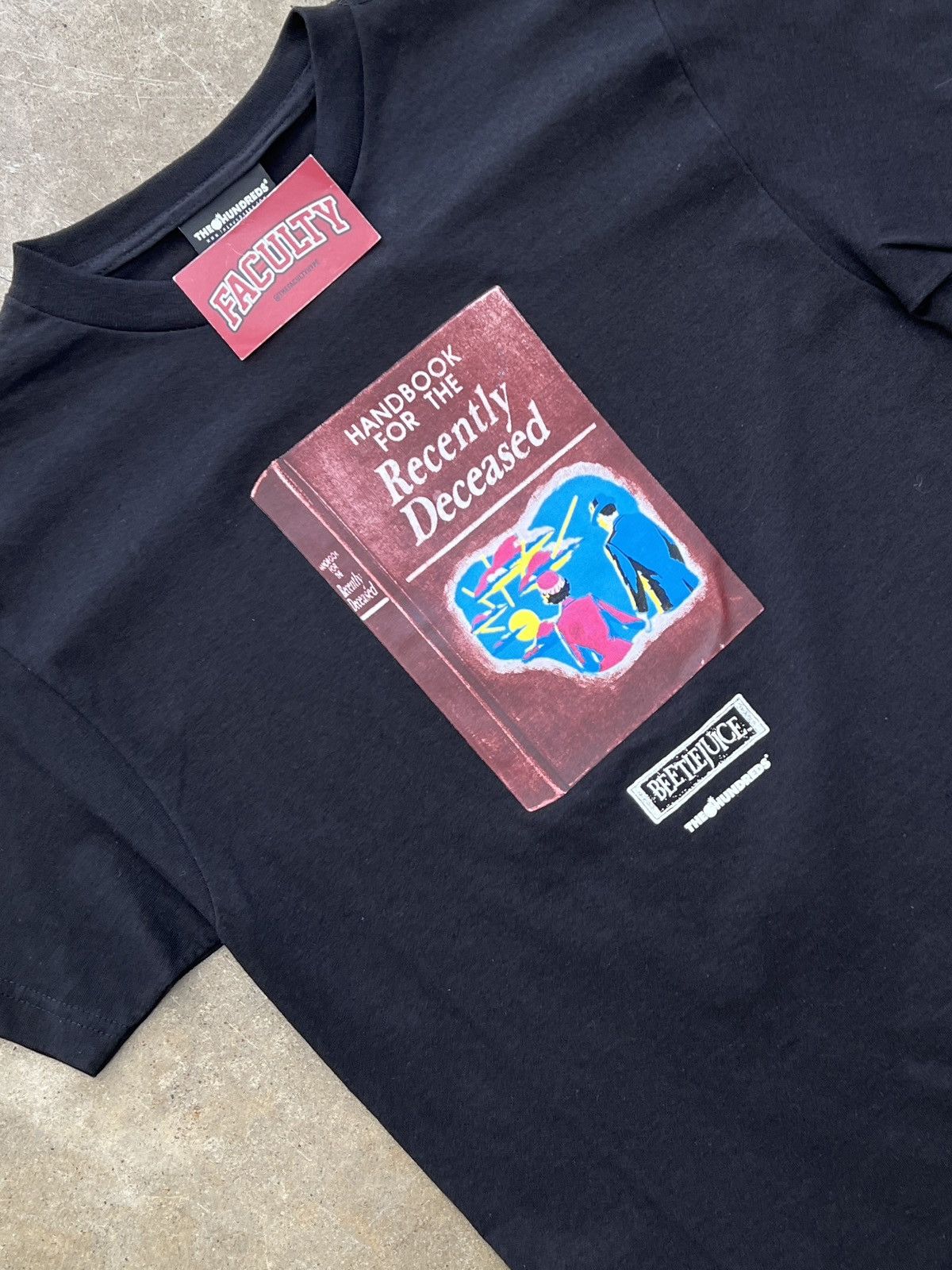 The Hundreds The Hundreds Beetlejuice Handbook Tee Medium Size US M / EU 48-50 / 2 - 1 Thumbnail