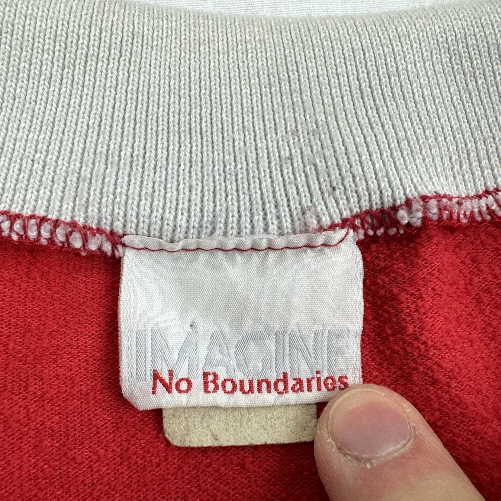 Vintage VINTAGE No Boundaries Sweatshirt XL Red Long Sleeve Pullover Activewear 90s Womens Size XL / US 12-14 / IT 48-50 - 4 Thumbnail