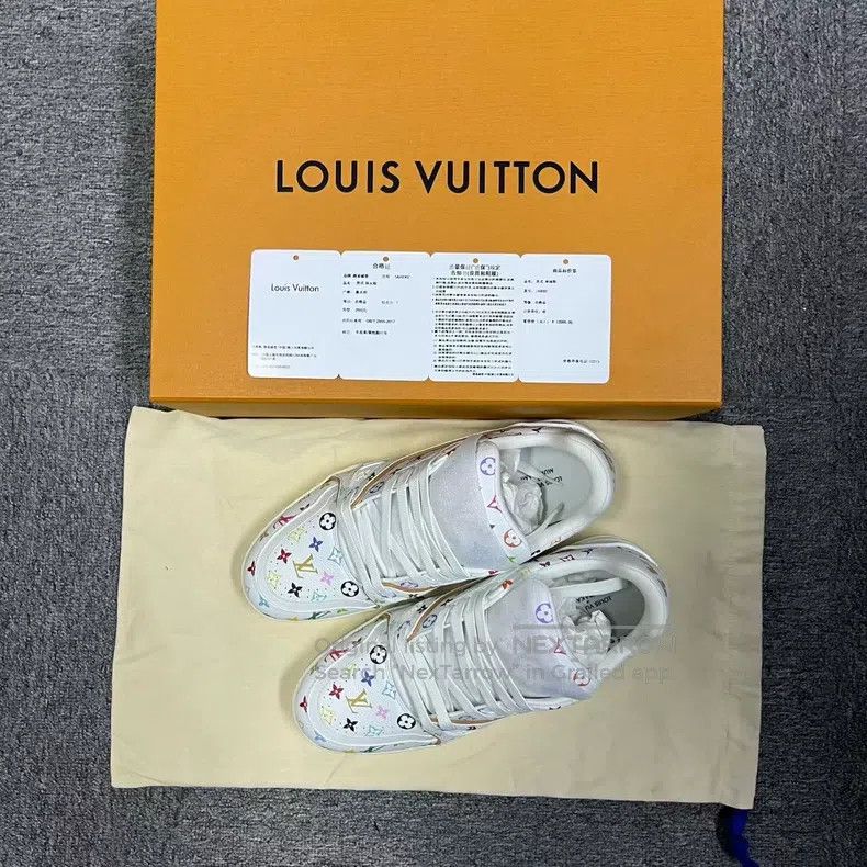 Louis Vuitton Louis Vuitton 25 Latest White Leather Round Toe Strappy Lo Size US 7 / EU 40 - 1 Thumbnail