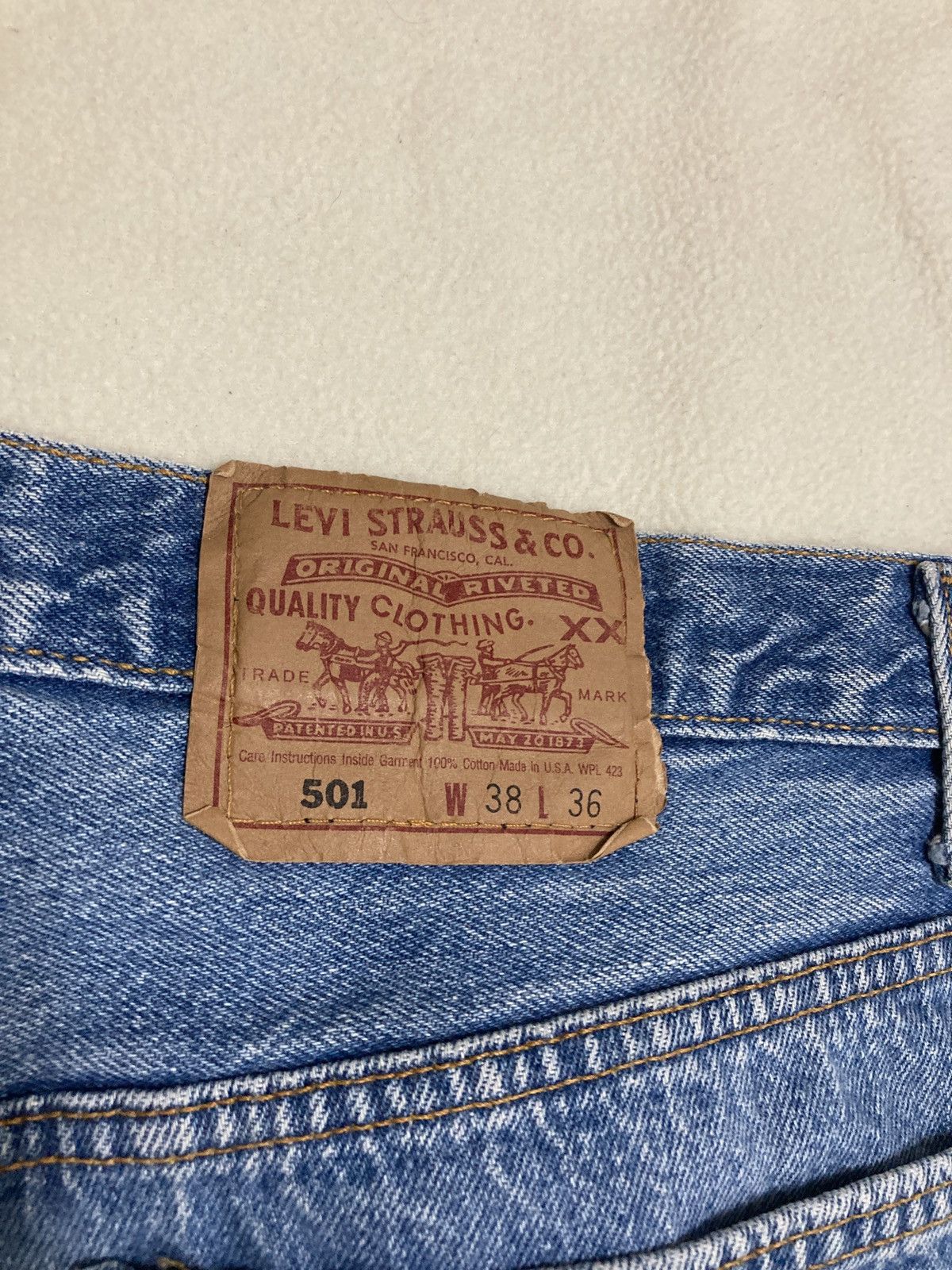 Levi's Vintage 90’s Levis 501 jeans Made in USA for Men Size US 38 / EU 54 - 12 Thumbnail