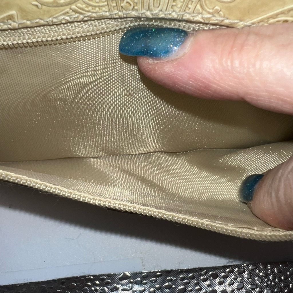Relic Relic Vintage Tooled Checkbook Wallet ***SEE PICS AND DESCRI Size ONE SIZE - 11 Thumbnail