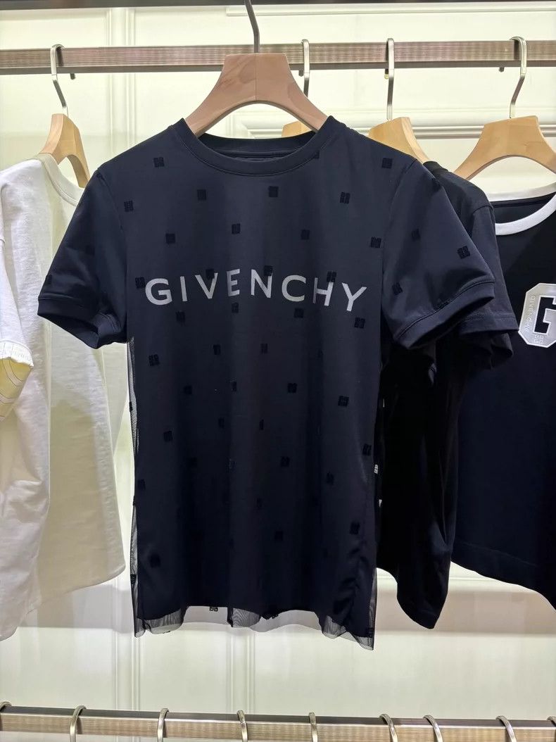 Givenchy Givenchy Black Mesh Logo Short Sleeve T Size US S / EU 44-46 / 1 - 1 Thumbnail