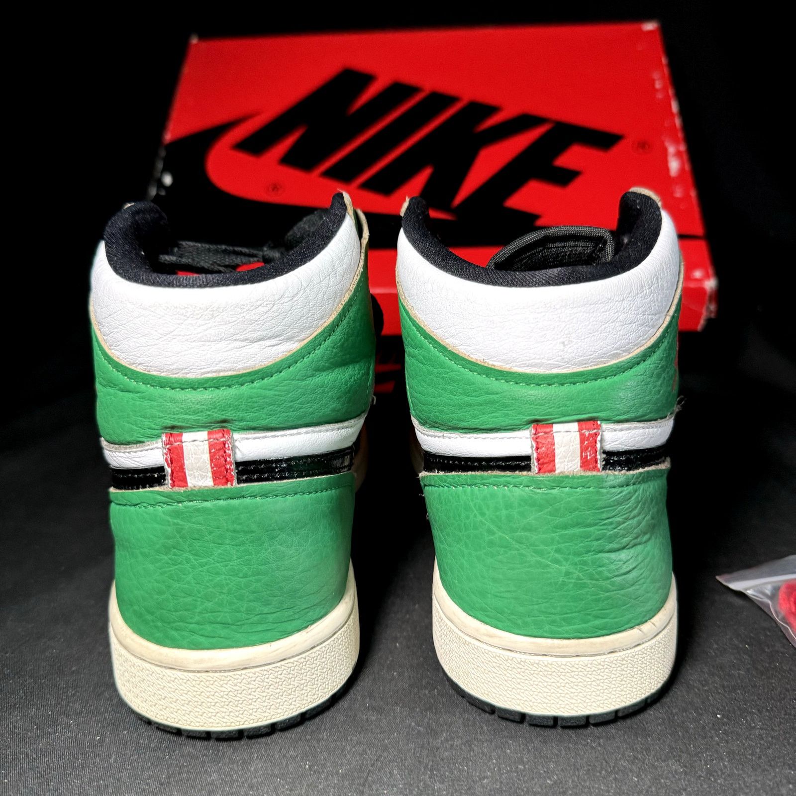 Jordan Brand × Nike Size 7.5 - Nike Air Jordan 1 High OG Lucky Green 2020 Shoes Size US 7.5 / IT 37.5 - 5 Thumbnail