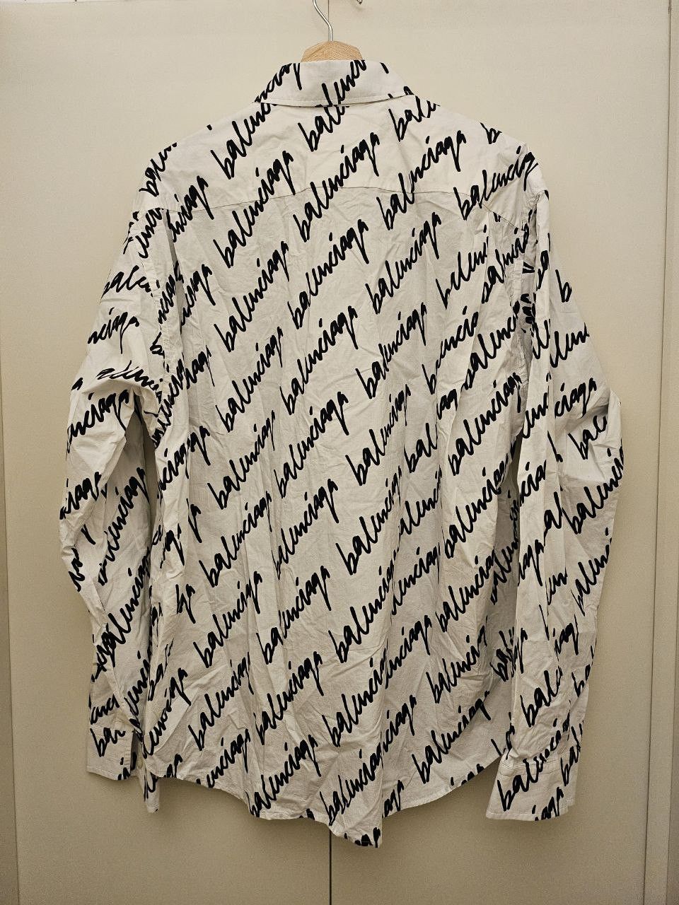 Balenciaga All Over Scribble Logo Shirt Size US S / EU 44-46 / 1 - 2 Thumbnail