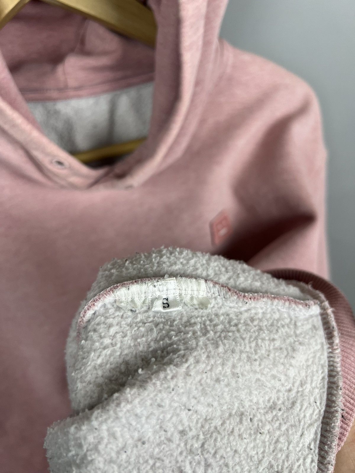 Acne Studios Acne Studios box logo Hoodie pink/peach Size S / US 4 / IT 40 - 8 Thumbnail