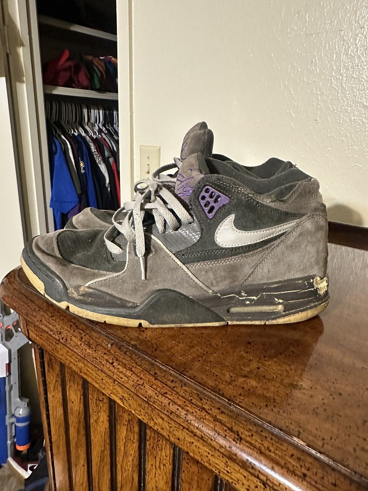 Nike × Vintage Vintage Nike Air flight 89 A “purple & grey” 2008 size 11 Size US 11 / EU 44 - 4 Thumbnail