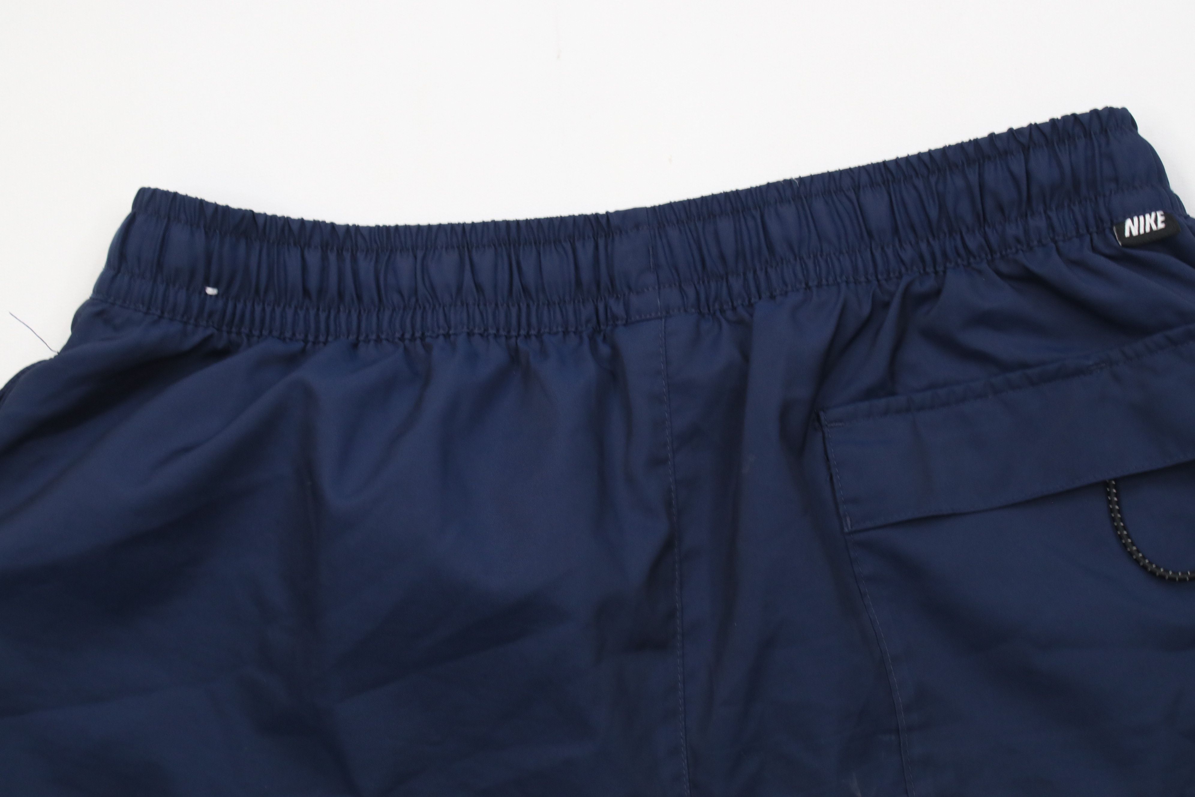 Nike Vintage Y2K Nike Above Knee Windbreaker Shorts Navy Blue Size US 32 / EU 48 - 10 Thumbnail