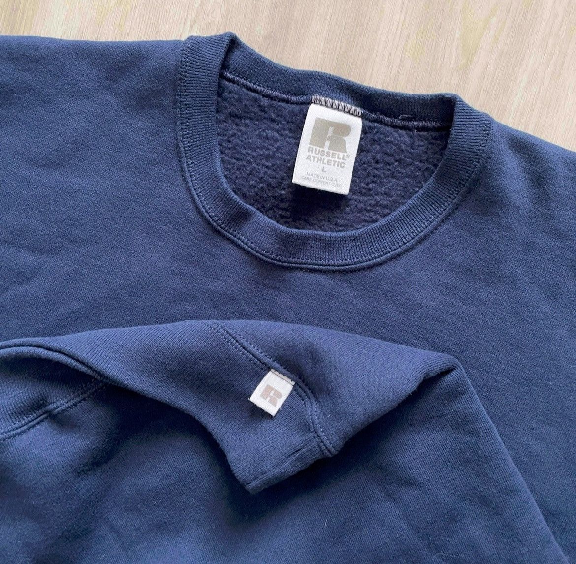 Russell Athletic Vintage Russell Athletic Navy Blank Crewneck Sweater USA L Size US L / EU 52-54 / 3 - 2 Thumbnail