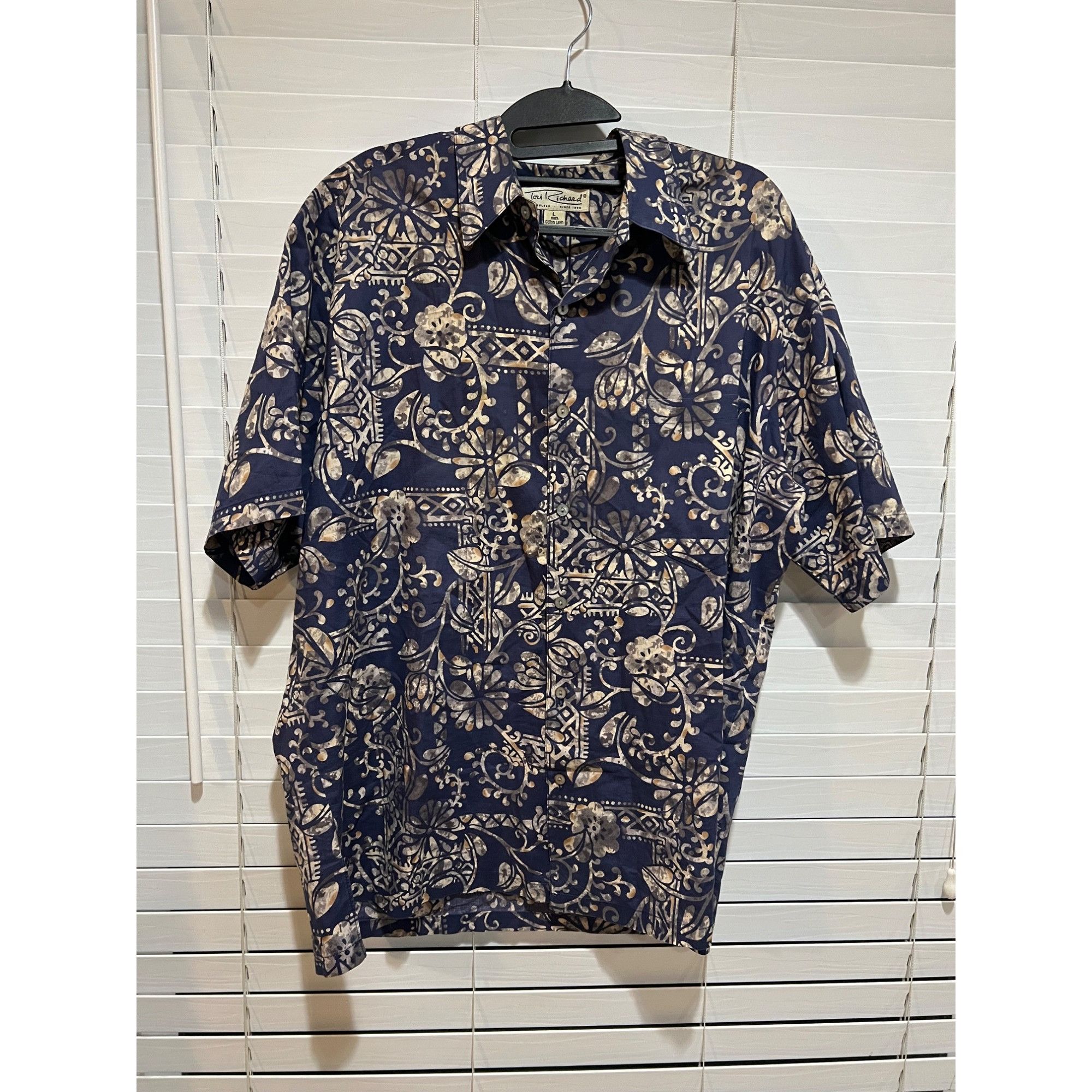 Tori Richard Tori Richard Patina Short Sleeve Button Up Shirt - Size L Size US L / EU 52-54 / 3 - 1 Thumbnail