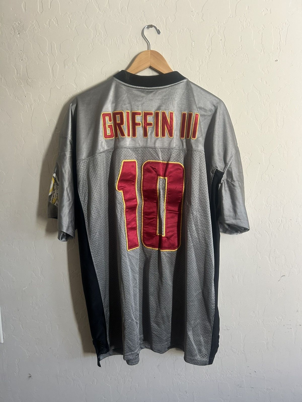 Nike Vintage Washington Redskins Robert Griffin III Nike Jersey Size US XXL / EU 58 / 5 - 4 Thumbnail