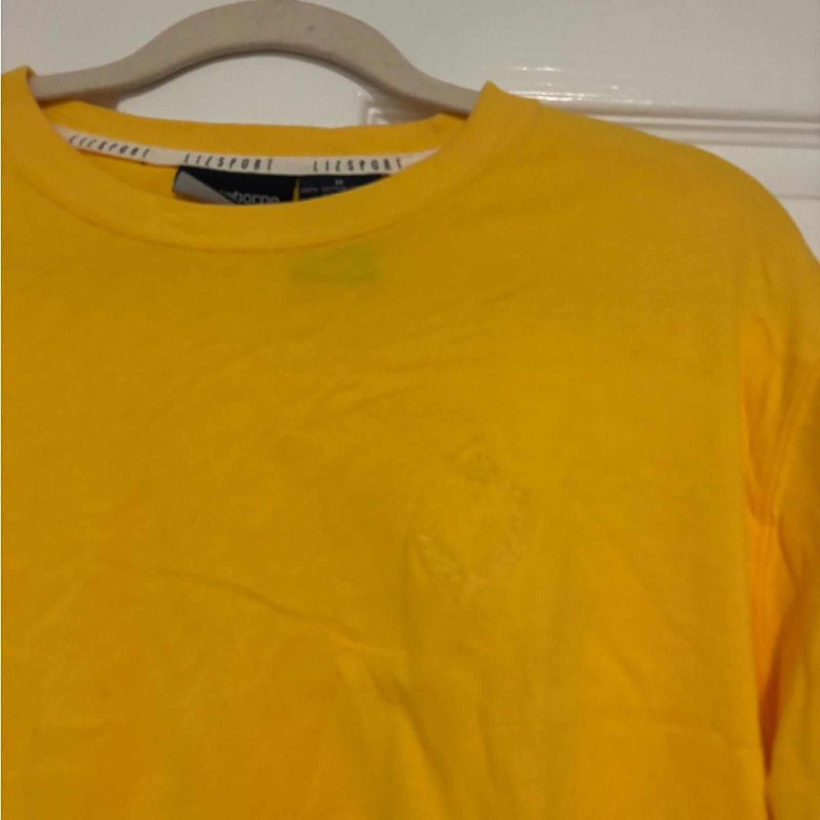 Other Liz Claiborne Bright Yellow Short Sleeve Tee Size US M / EU 48-50 / 2 - 2 Thumbnail