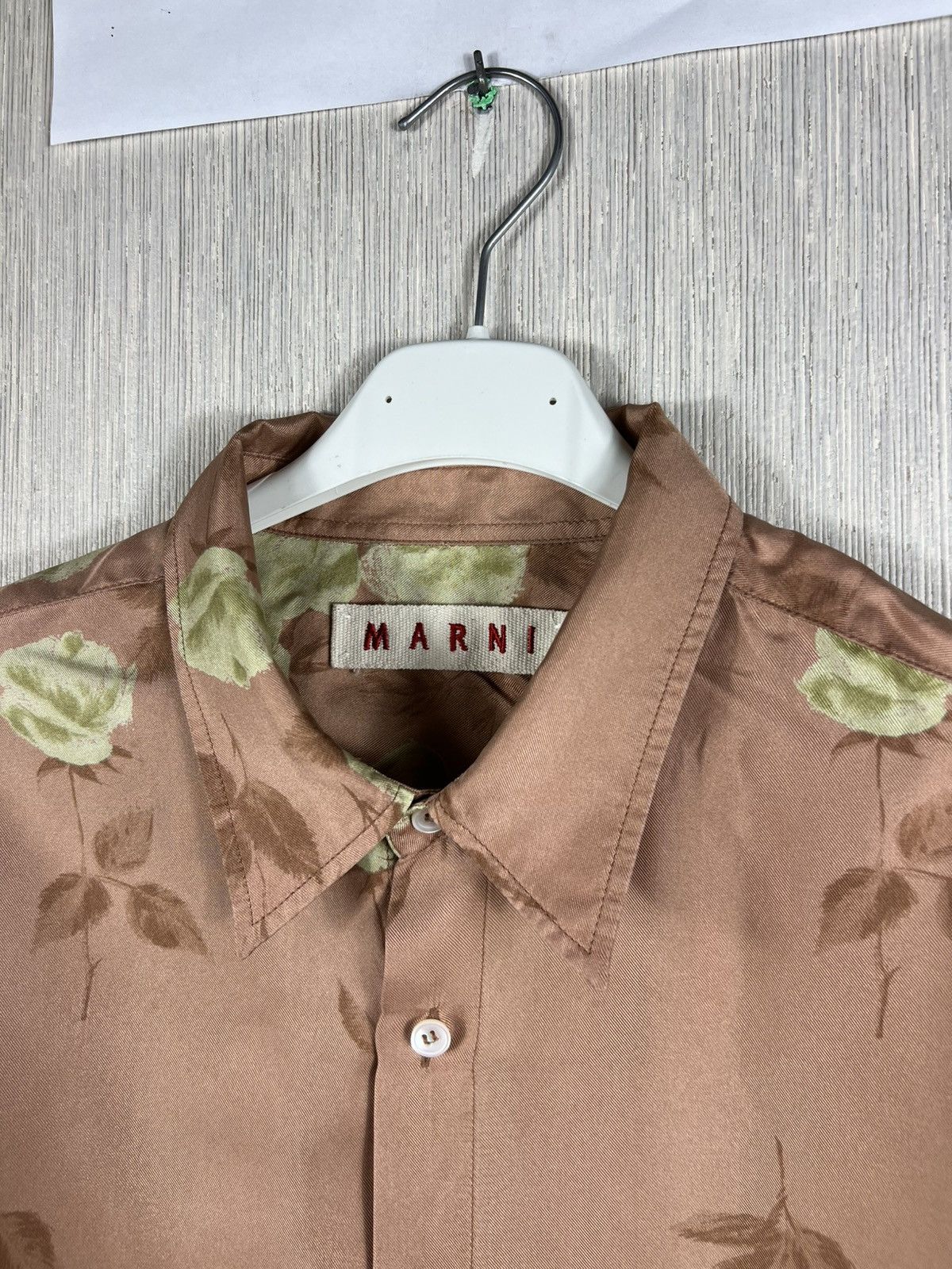 Marni Vintage Marni silk shirt full print white roses button up Size US M / EU 48-50 / 2 - 9 Thumbnail