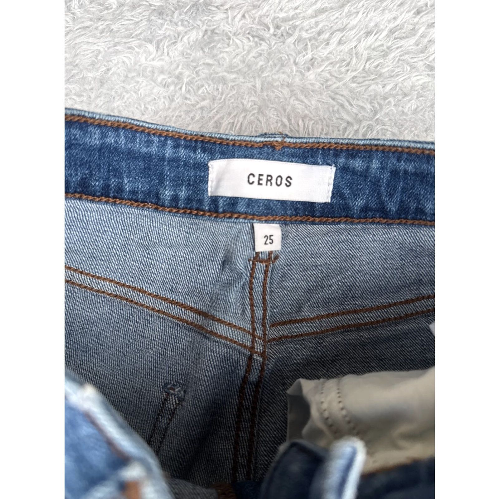 American Eagle Outfitters Ceros Jeans Womens 25 Blue Distressed Skinny Mid Rise Cotton Blend Zip 25x28 Jeans Size 42" / US 20 - 6 Thumbnail
