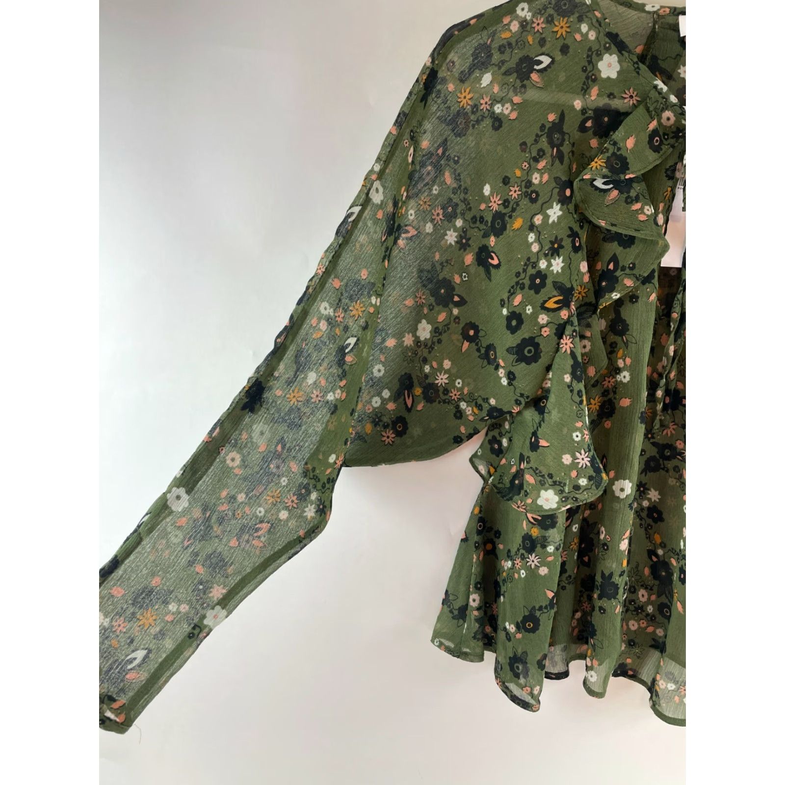 Topshop Topshop Blouse Women's Size 4 Green Floral Ruffles Long Sleeve Sheer Soft Top Size S / US 4 / IT 40 - 3 Thumbnail
