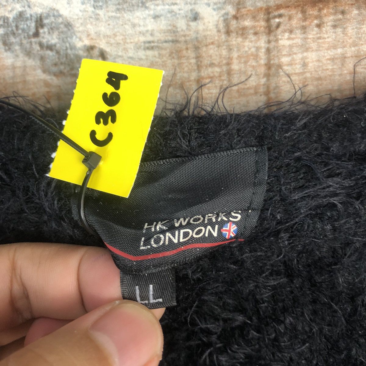 Japanese Brand DL HK Works London Black fur shaggy Mohair Knitwear #C364 Size M / US 6-8 / IT 42-44 - 10 Thumbnail