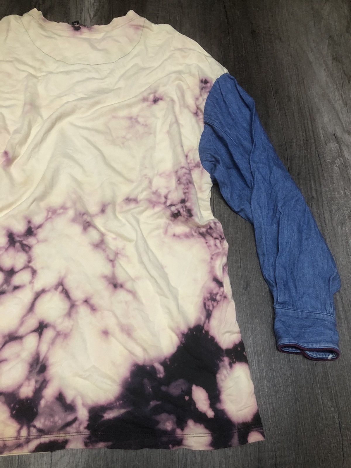 Billie Eilish × H&M BILLIE EILISH x DIVIDED H&M COPYRIGHT 2020 Size US XL / EU 56 / 4 - 4 Thumbnail