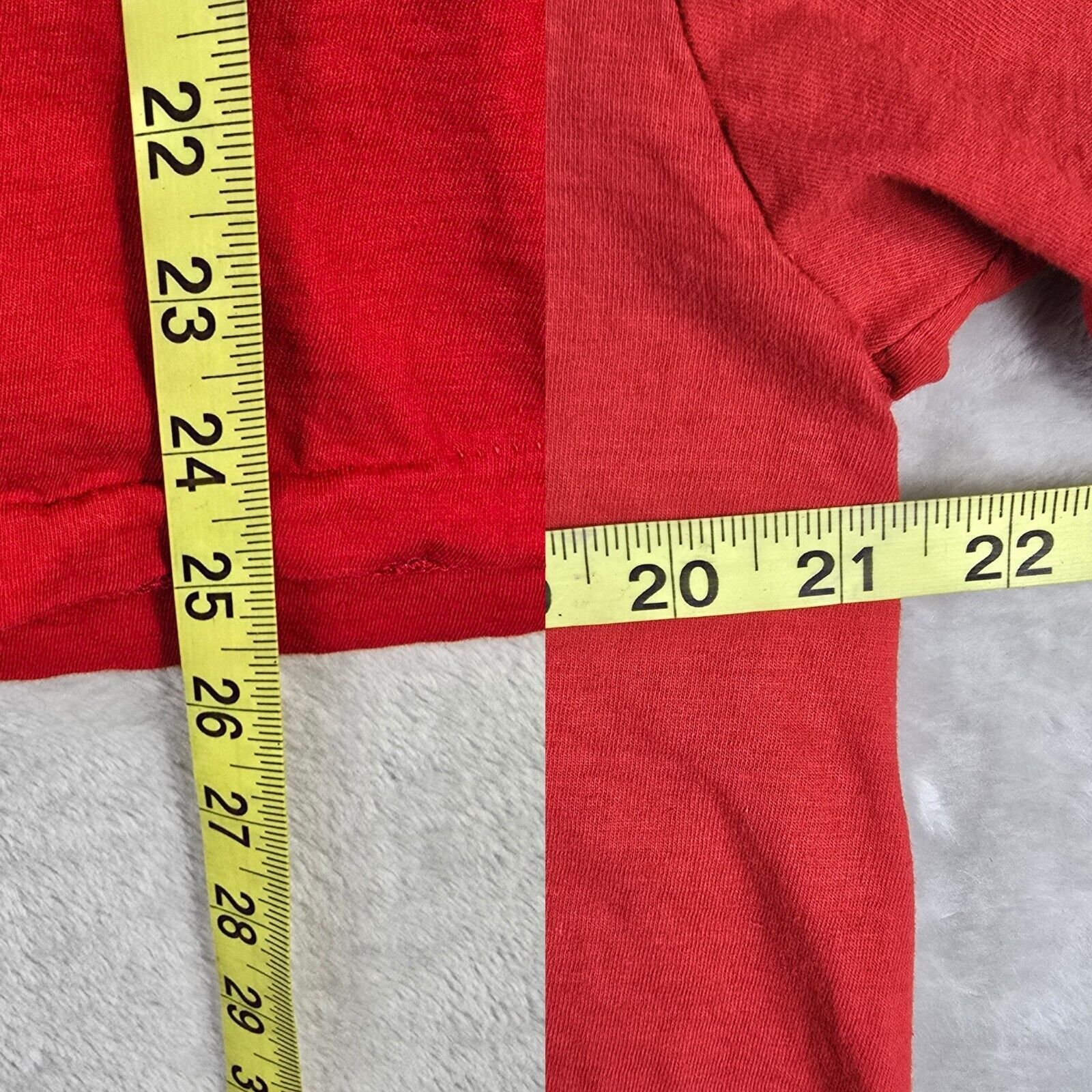 Vintage Vintage Guinness Dublin Embroidered Red Shirt Size XL Size US L / EU 52-54 / 3 - 9 Thumbnail