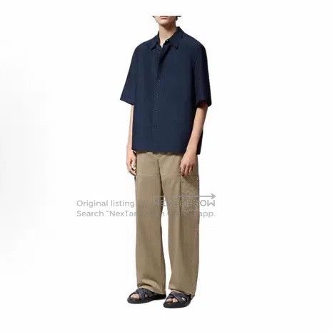 Louis Vuitton Louis Vuitton Navy Embossed Print Short Sleeve Shirt Size US L / EU 52-54 / 3 - 4 Thumbnail