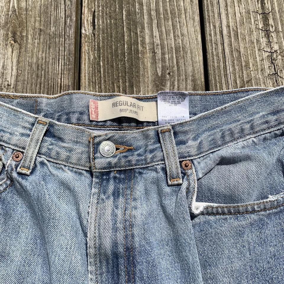 Levi's × Vintage Vintage Faded Light Wash Blue Distressed 505 Levis 34" Size US 34 / EU 50 - 4 Thumbnail