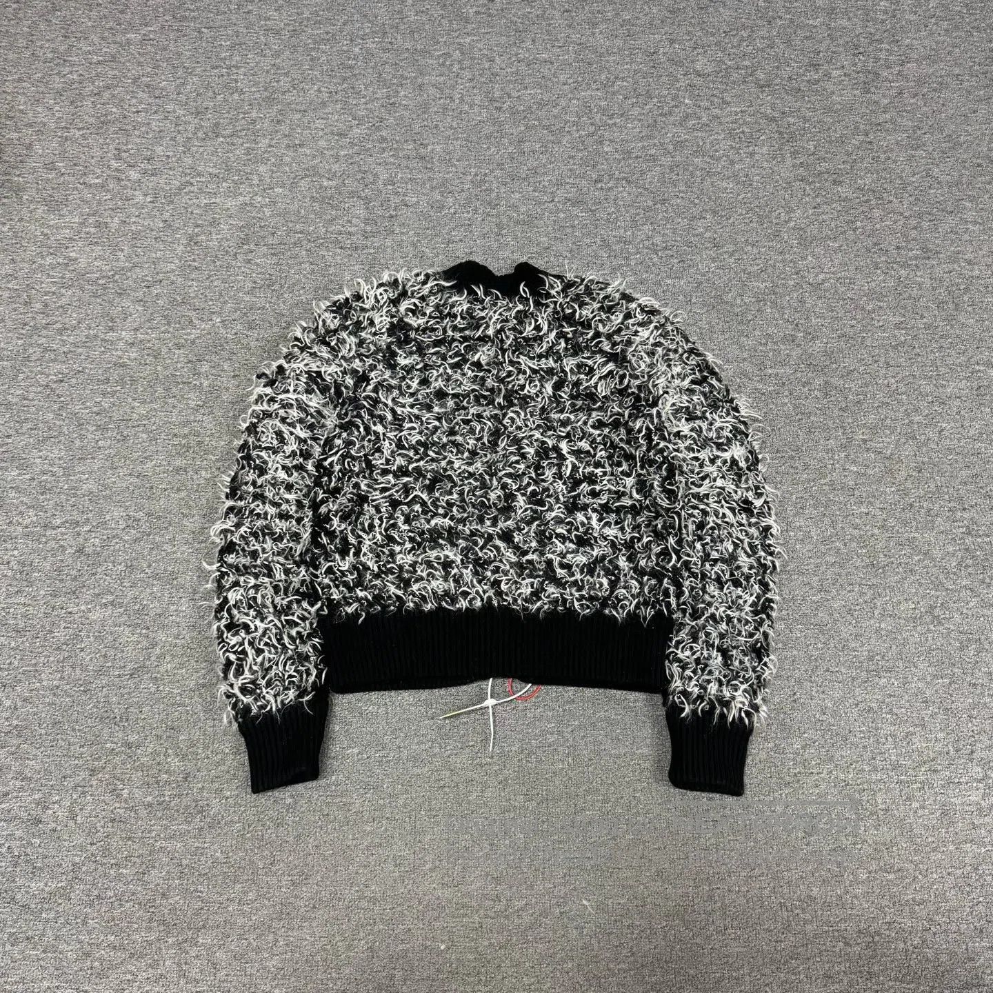 Chanel Chanel Handicraft Workshop, Heavy Industry, Weaving, Plush Size M / US 6-8 / IT 42-44 - 2 Thumbnail