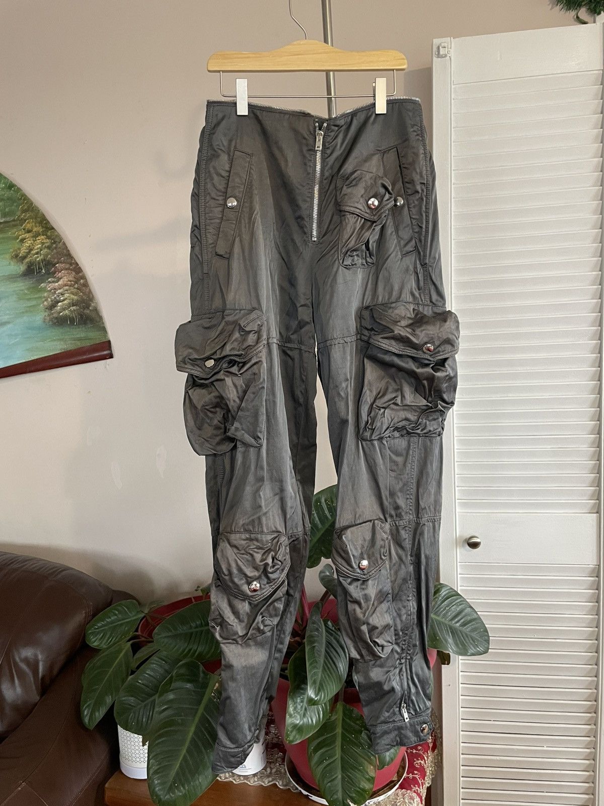Acne Studios Acne Studios Parachute Cargo Pants Size 25" / US 0 / IT 36 - 1 Thumbnail