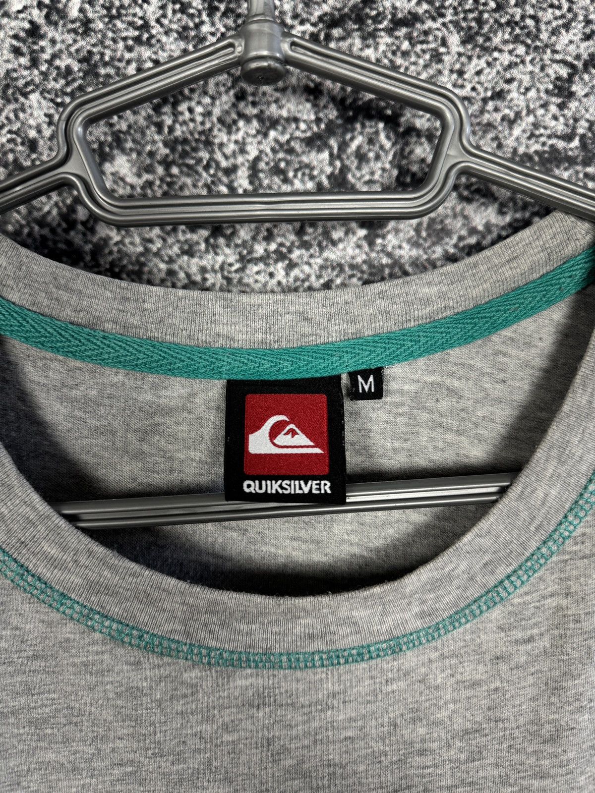 Quiksilver Vintage Quiksilver Surf T-Shirt Big Logo Palm Surfing Size M Size US M / EU 48-50 / 2 - 8 Thumbnail