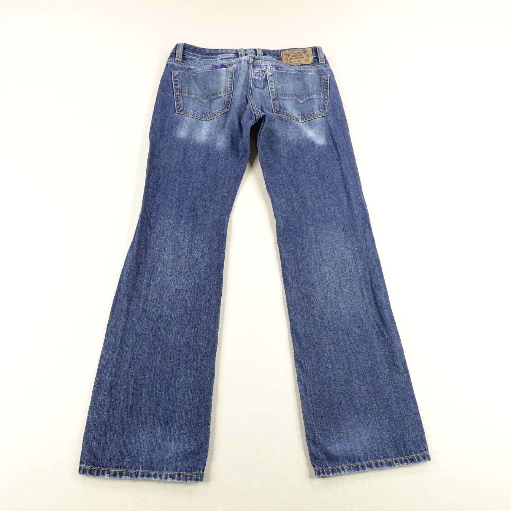 Diesel VINTAGE Diesel Viker Jeans Mens 30x34 Denim Regular Straight Leg Blue 90s Grunge Button Fly Size US 30 / EU 46 - 5 Thumbnail