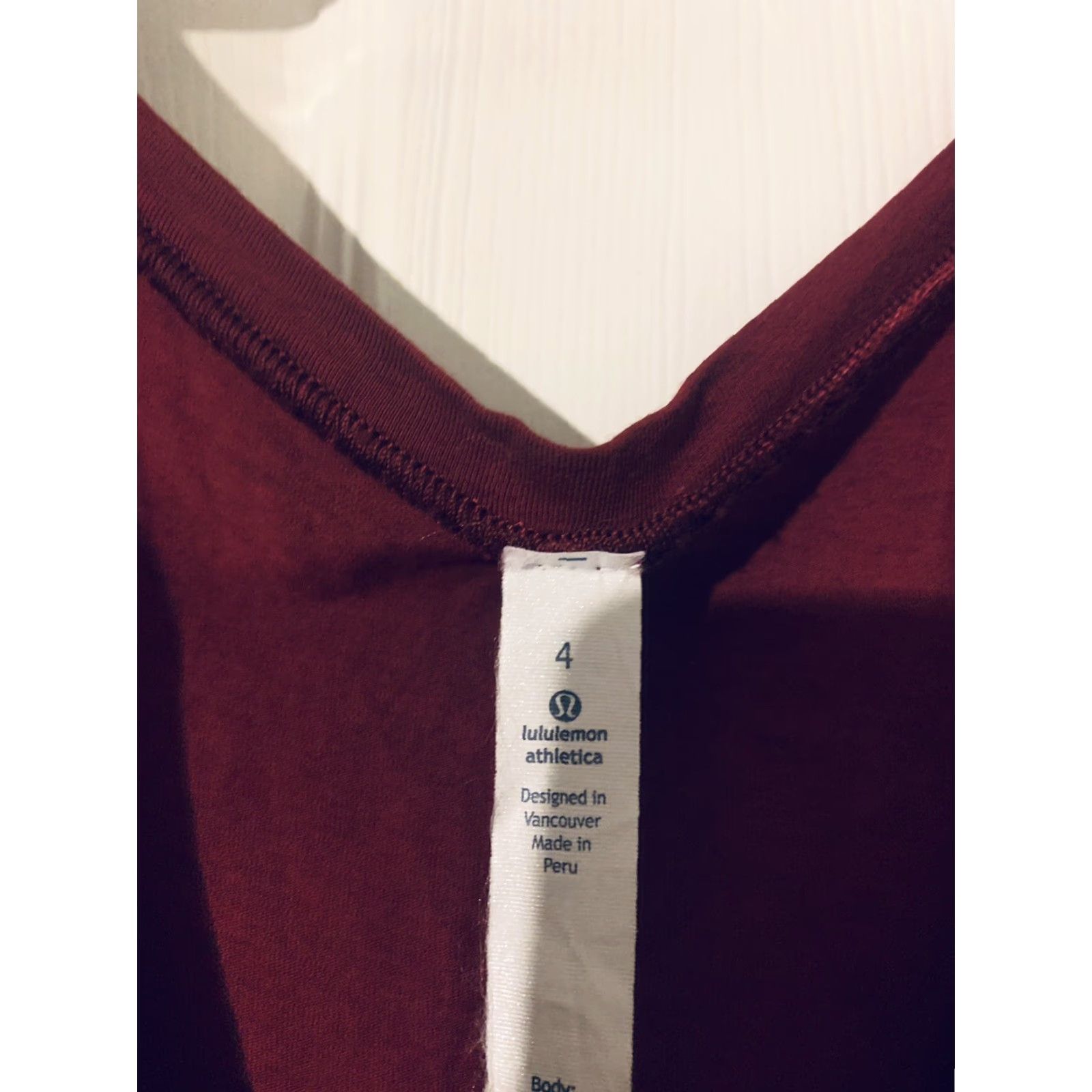 Lululemon Lululemon Tank Top Womens Size 4 Maroon Size S / US 4 / IT 40 - 2 Thumbnail