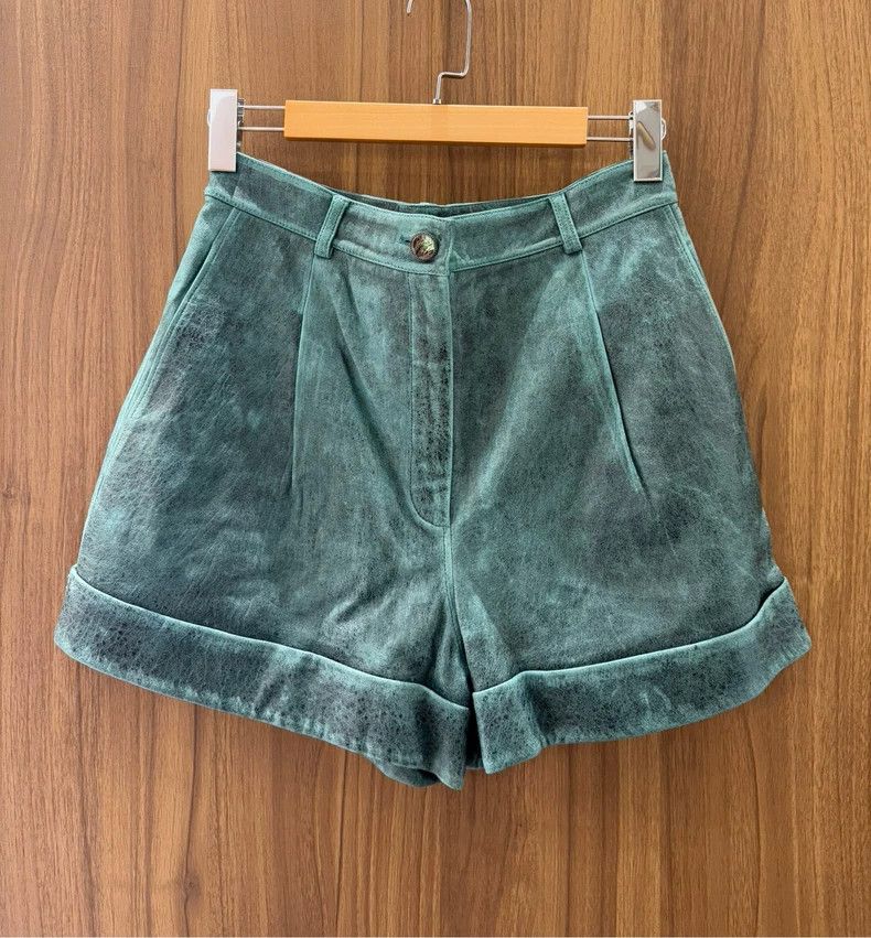 Chanel Chanel Leather shorts 2504-Nextarrow Size 26" / US 2 / IT 38 - 1 Thumbnail