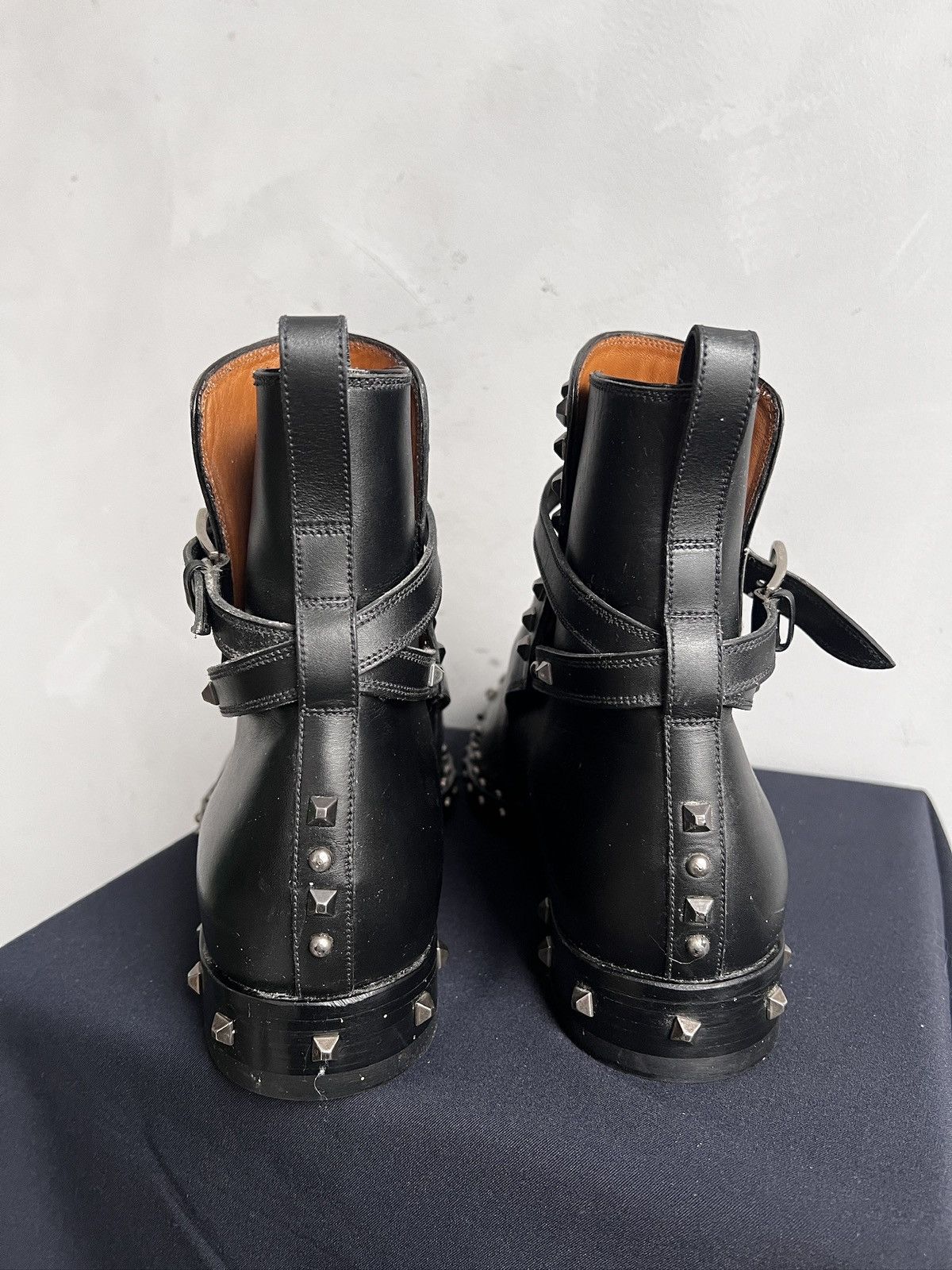 Bally Vintage Studded Leather Metal Ankle Boots Bally Size US 10 / EU 43 - 9 Thumbnail